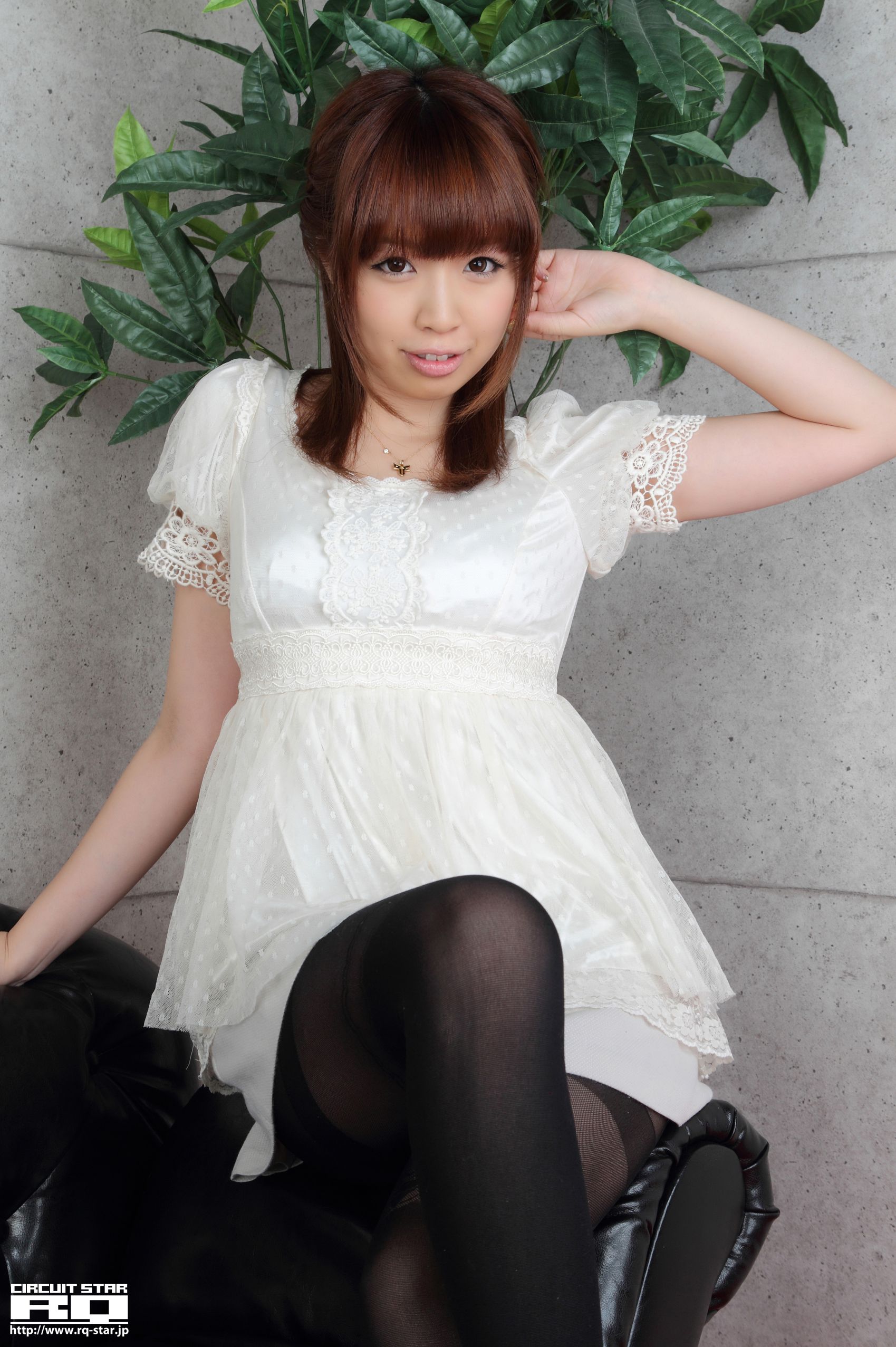 [RQ-STAR] NO.00599 Minori Yamaoka 山岡実乃里 Private Dress 写真集