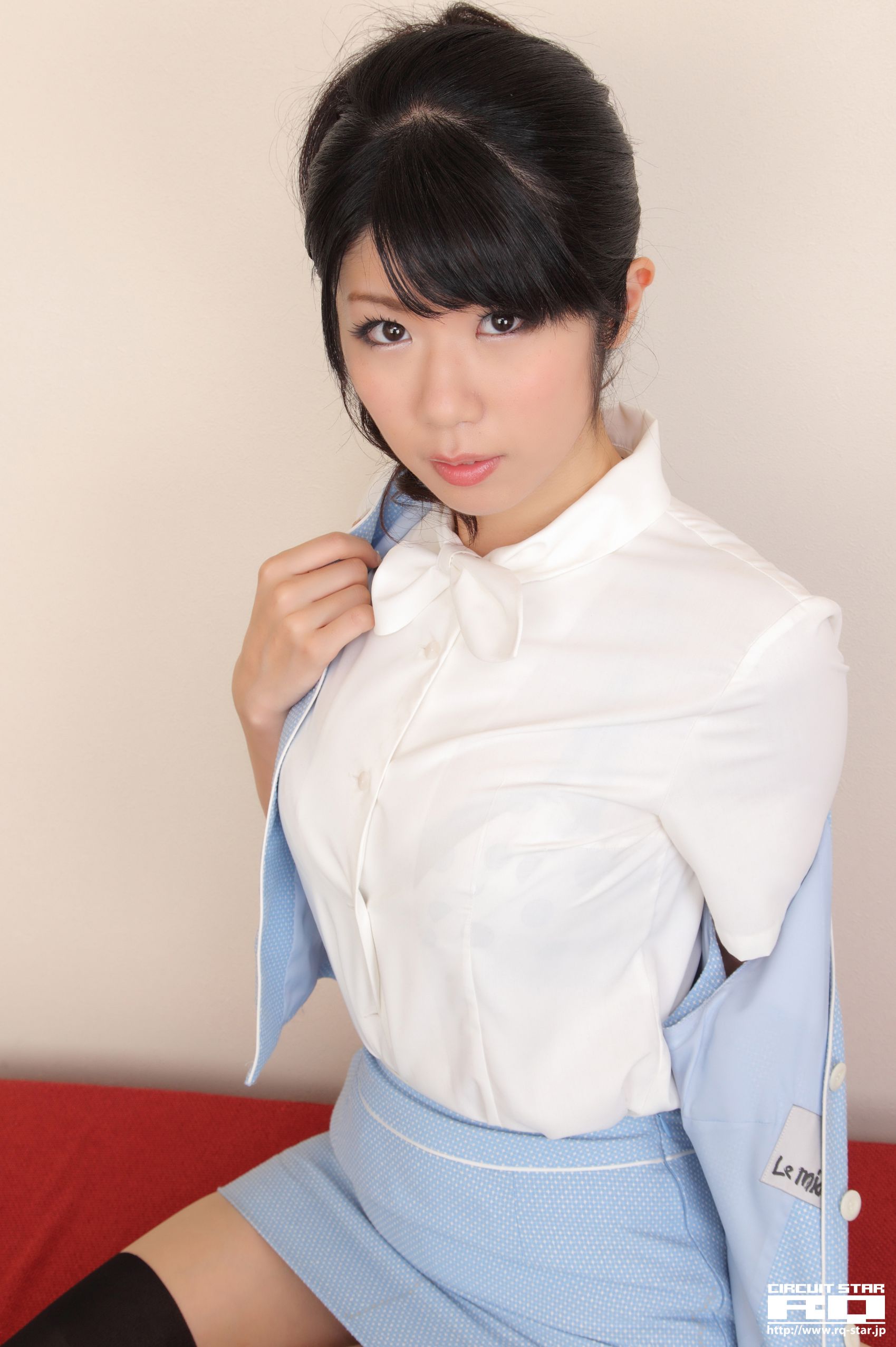 [RQ-STAR] NO.00614 Aoi Usami 宇佐美あおい Office Lady 写真集