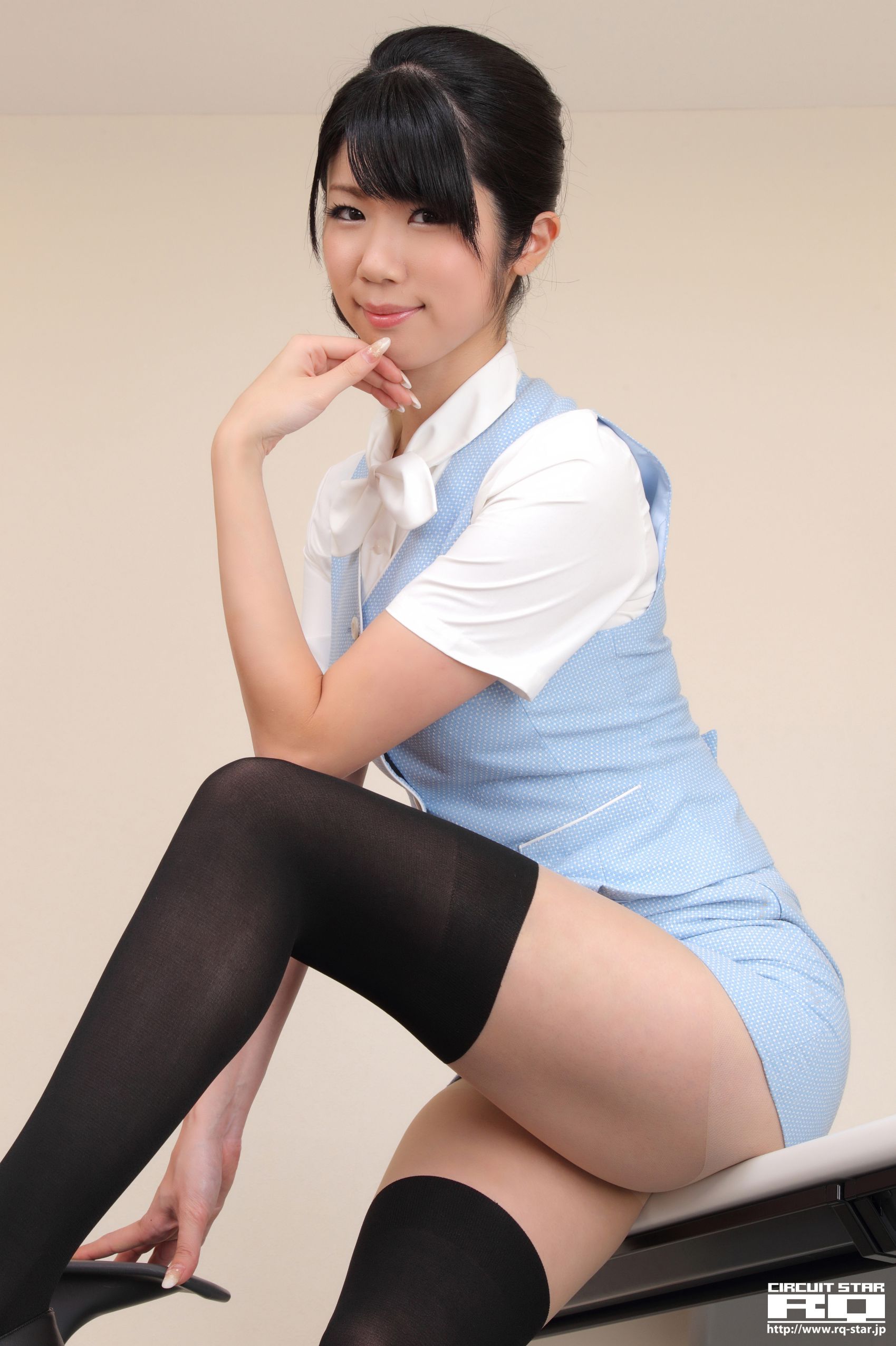 [RQ-STAR] NO.00614 Aoi Usami 宇佐美あおい Office Lady 写真集