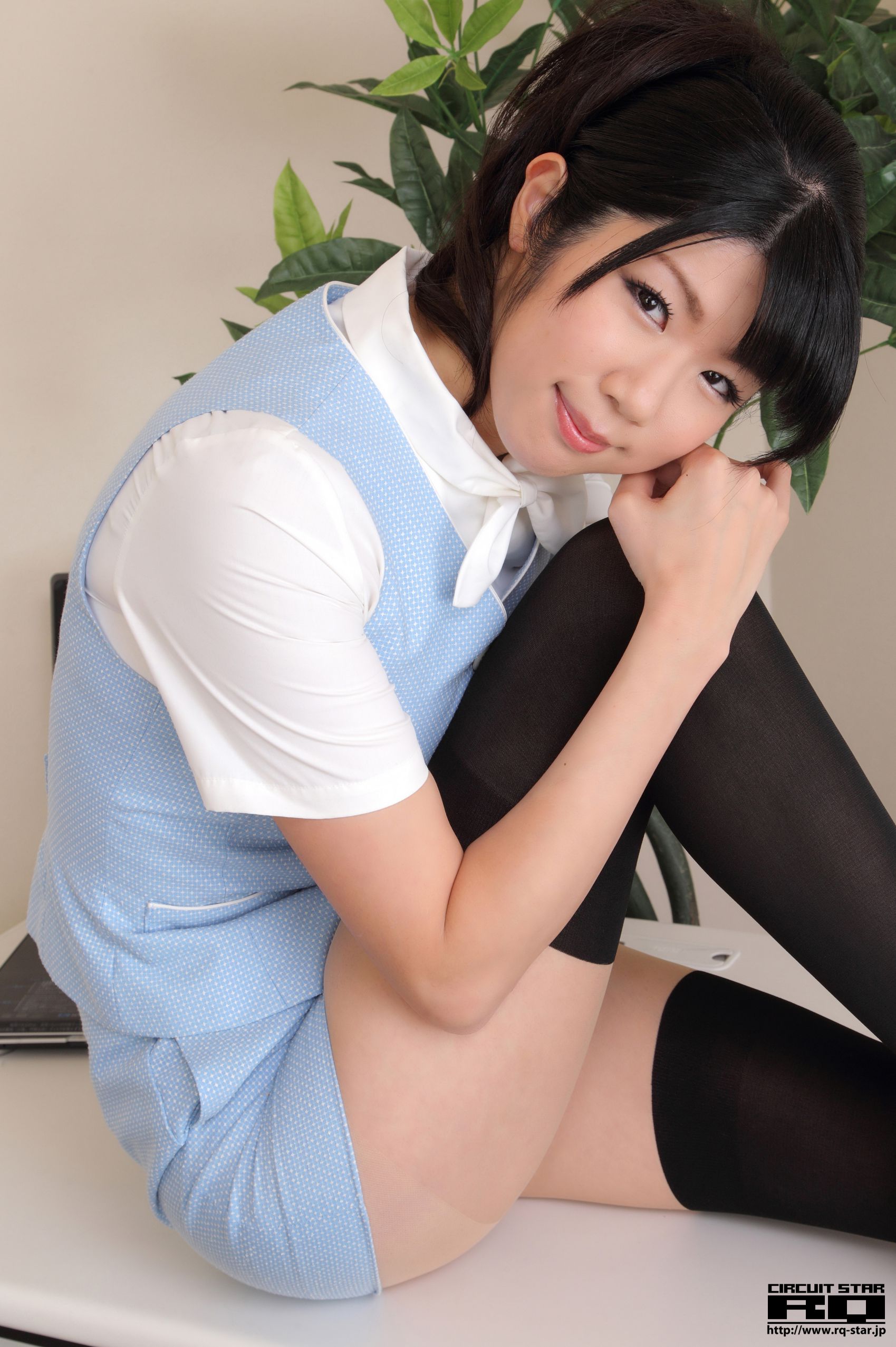 [RQ-STAR] NO.00614 Aoi Usami 宇佐美あおい Office Lady 写真集
