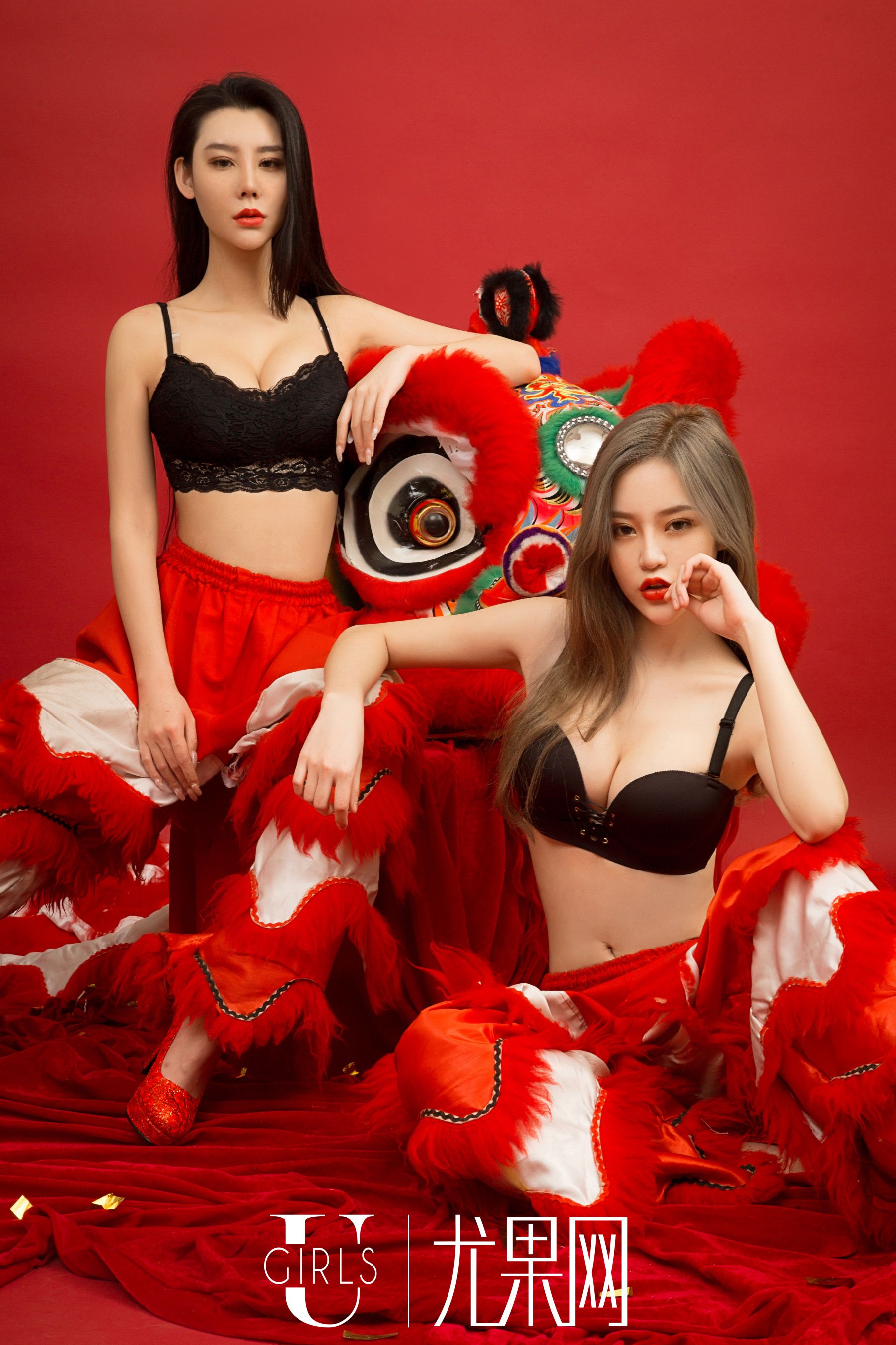[尤果网] U245 宁然、Mikka、施诗《鸡祥如意》新年主题写真大片