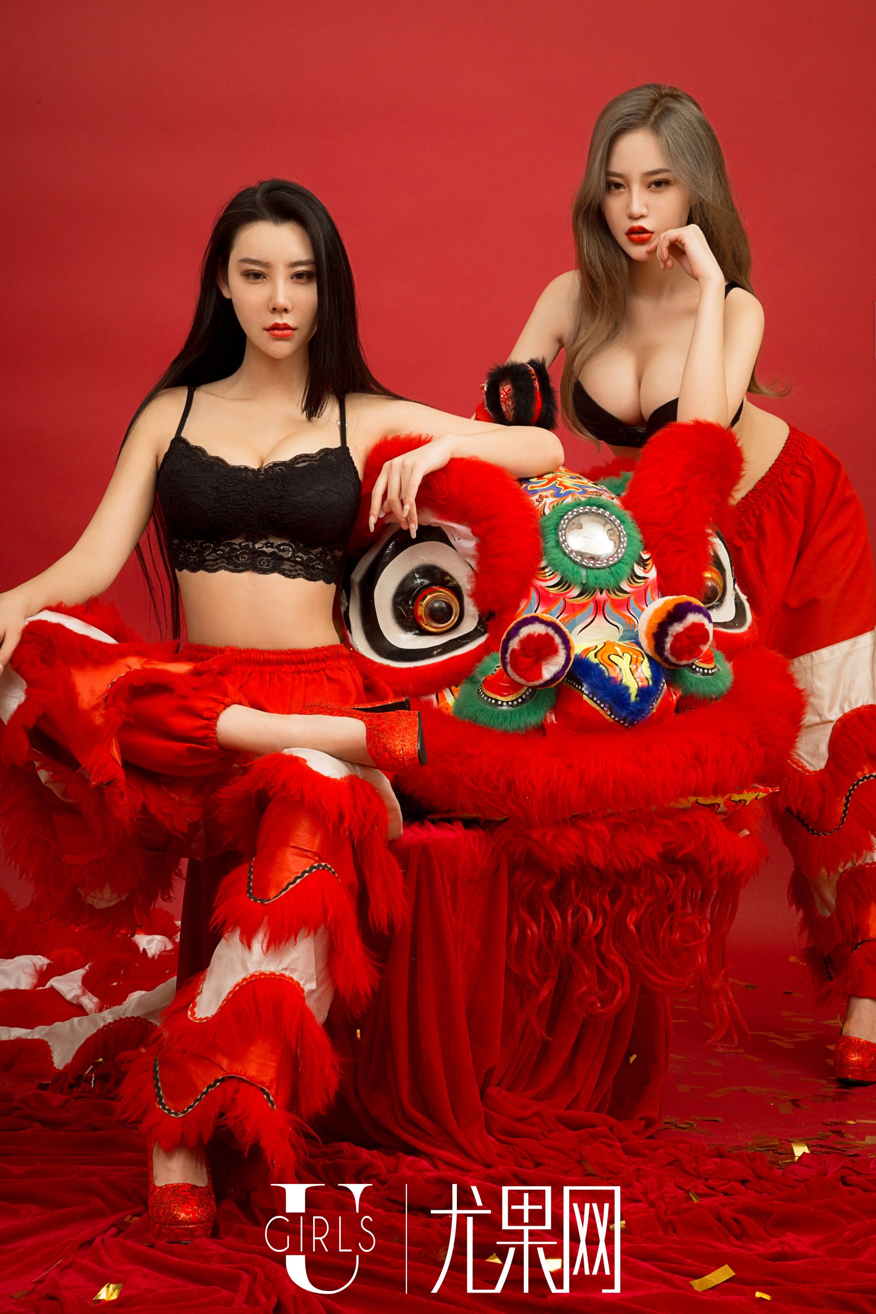 [尤果网] U245 宁然、Mikka、施诗《鸡祥如意》新年主题写真大片