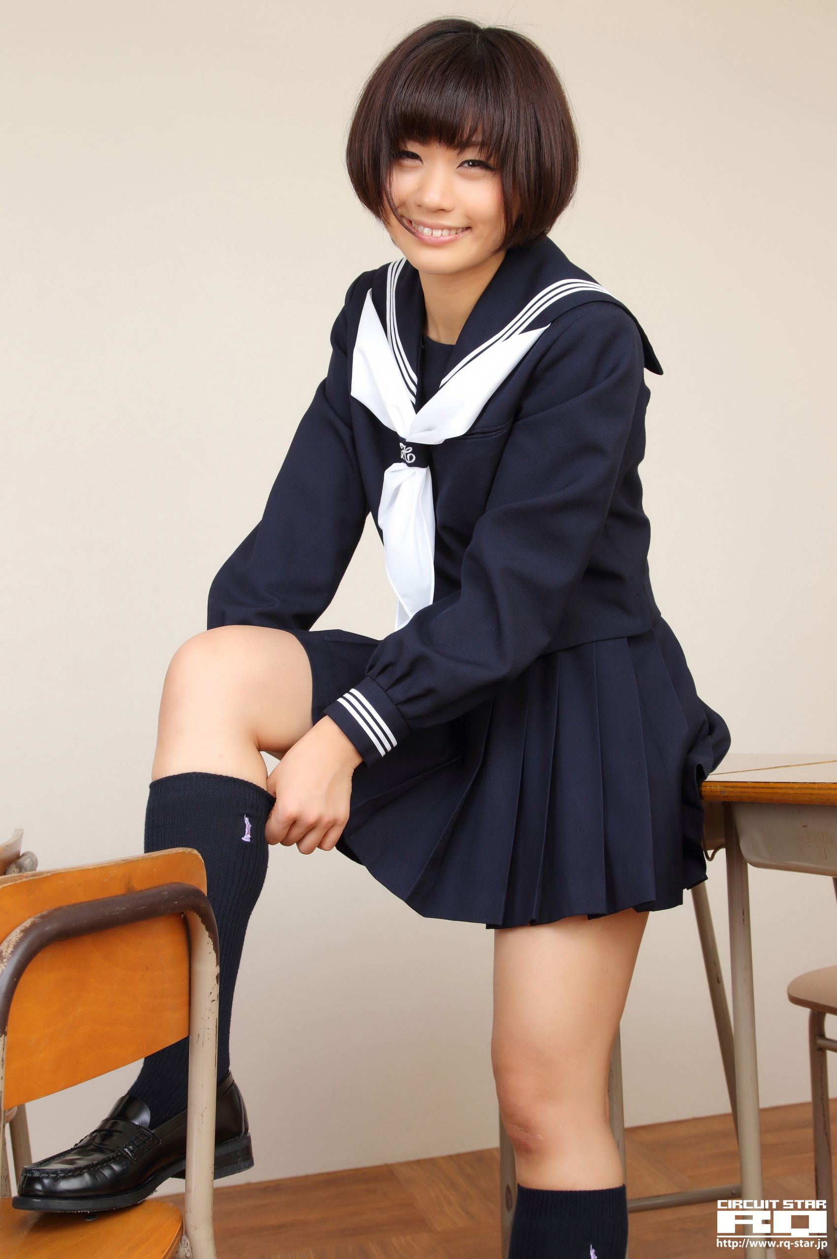 [RQ-STAR] NO.00615 安枝瞳 Sailor Girl 校服系列 写真集
