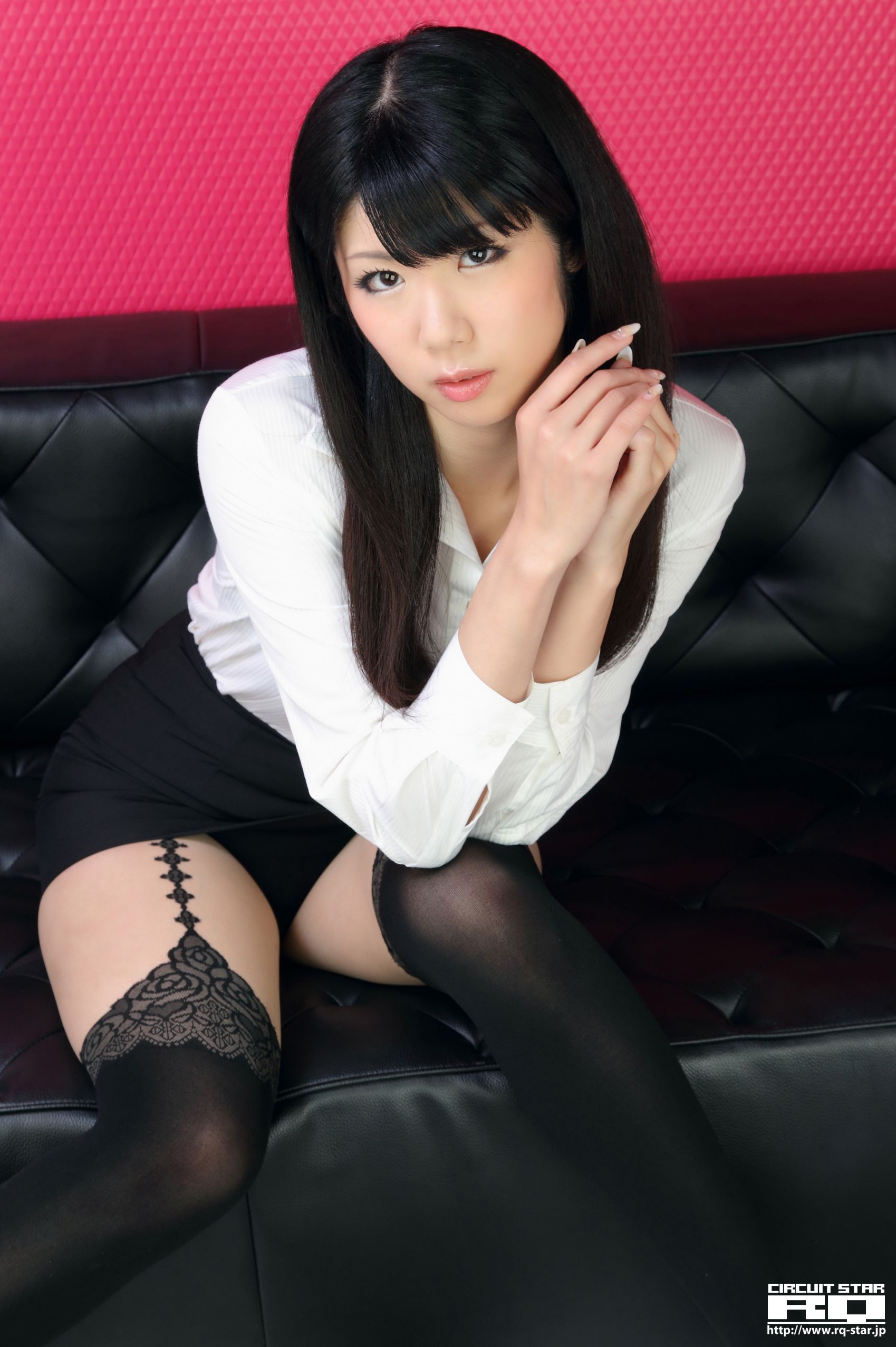 [RQ-STAR] NO.00618 Aoi Usami 宇佐美あおい Office Lady 写真集