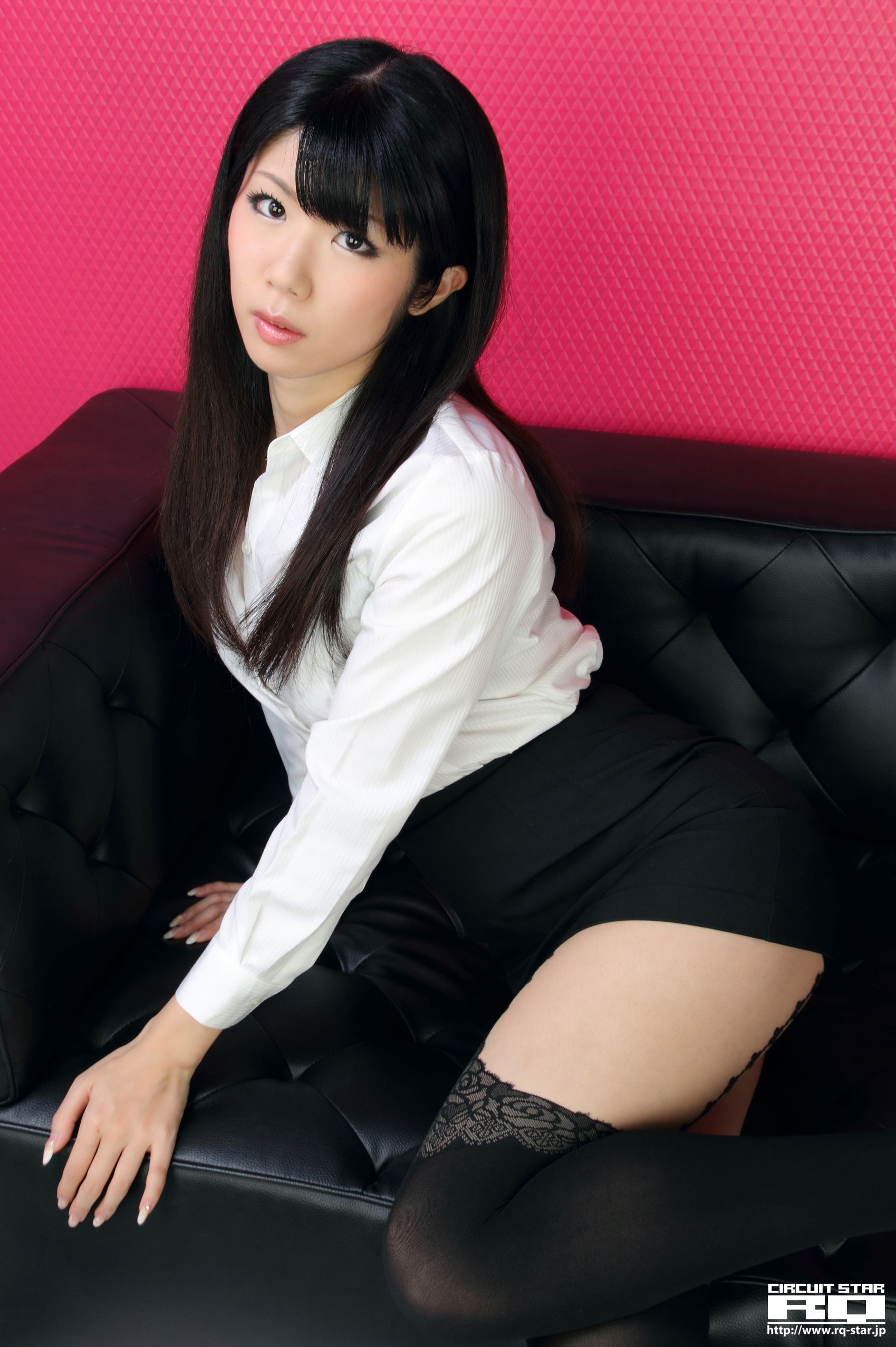 [RQ-STAR] NO.00618 Aoi Usami 宇佐美あおい Office Lady 写真集