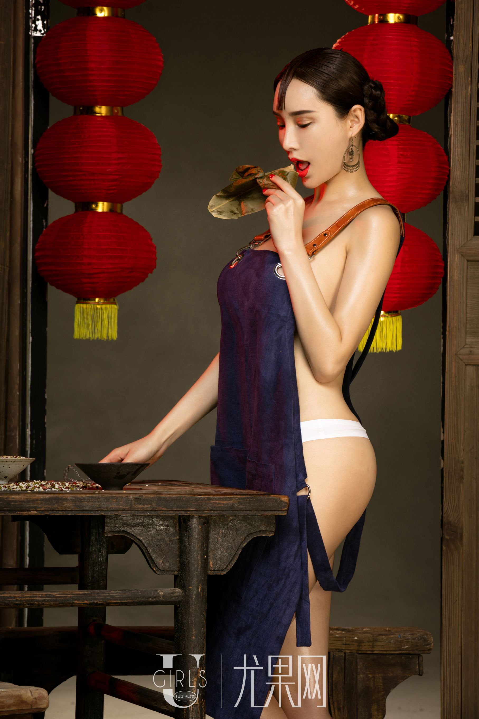 周妍希、李颜儿《何不放粽》 [尤果网] U275