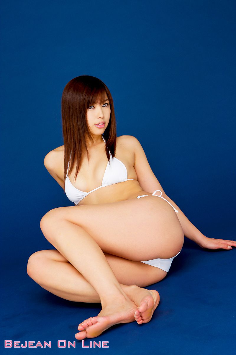 白娘隊 Asuna Kawai 河井あすな/あおい夏海 [Bejean On Line]