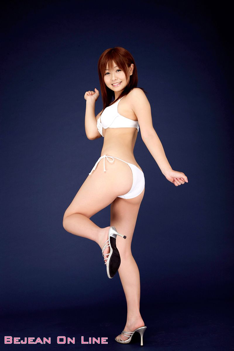 白娘隊 Hideyo Kamibayashi 上林英代 [Bejean On Line]
