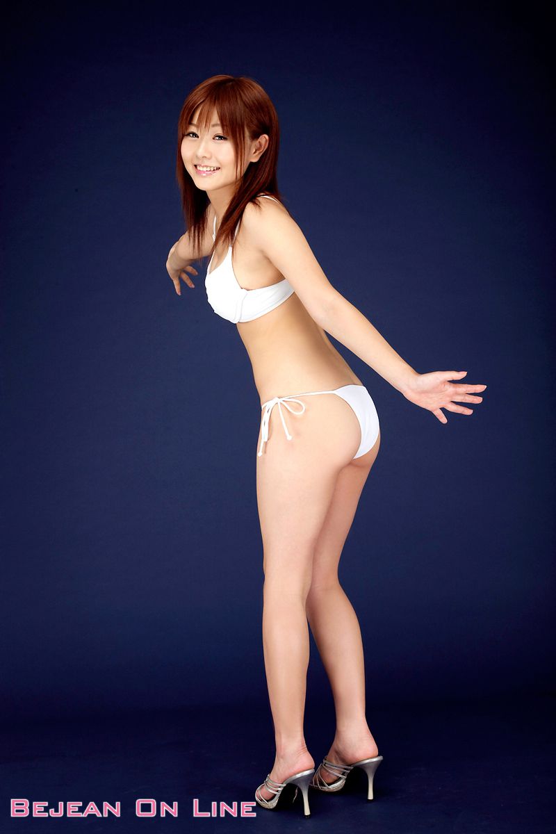 白娘隊 Hideyo Kamibayashi 上林英代 [Bejean On Line]