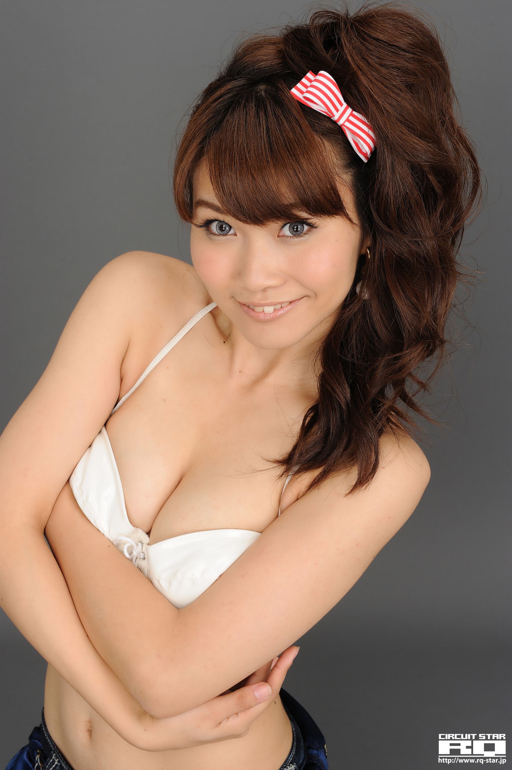 [RQ-STAR] NO.00644 殊野真緒 Mao Kotono Race Queen 写真集