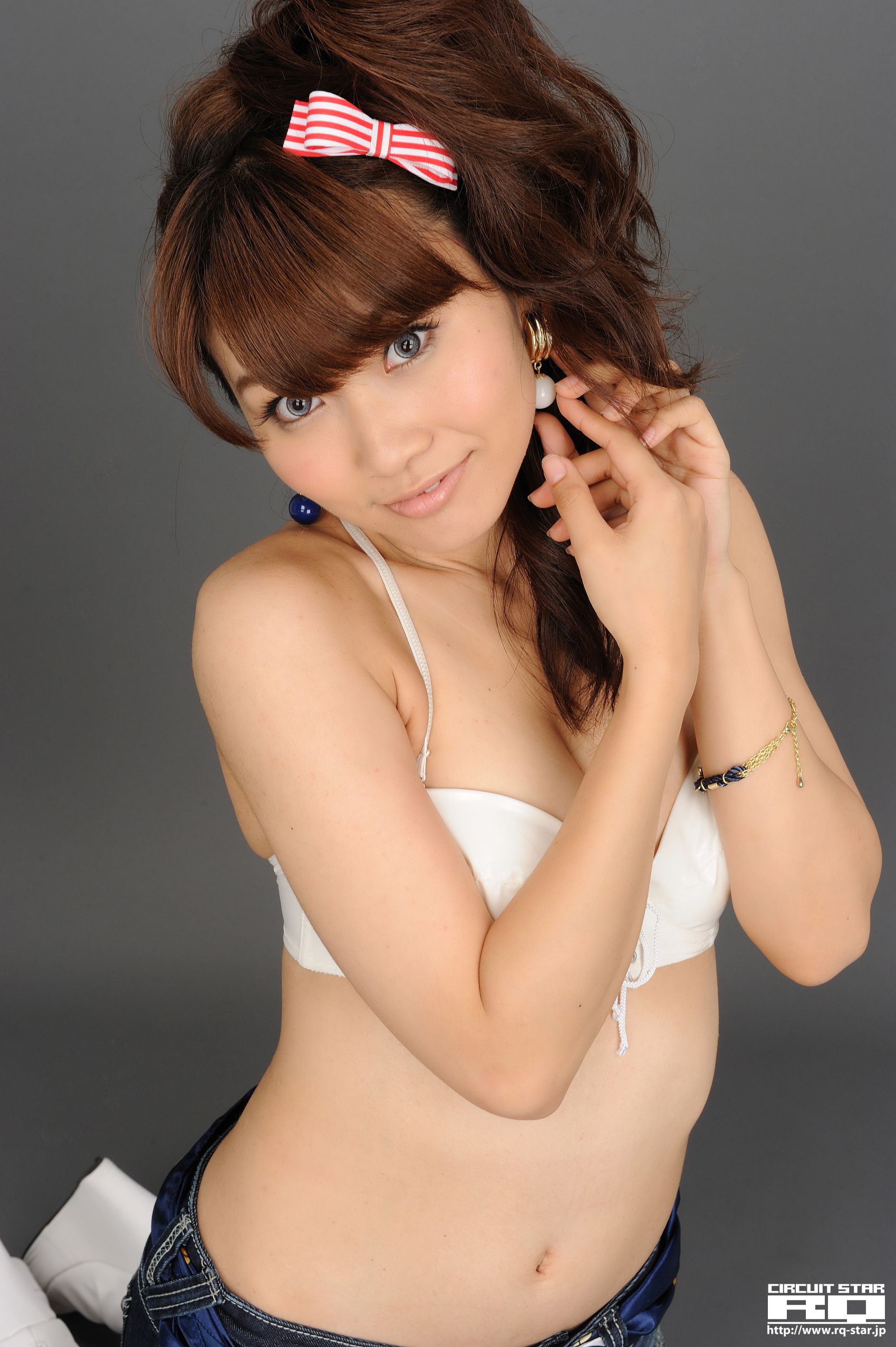[RQ-STAR] NO.00644 殊野真緒 Mao Kotono Race Queen 写真集
