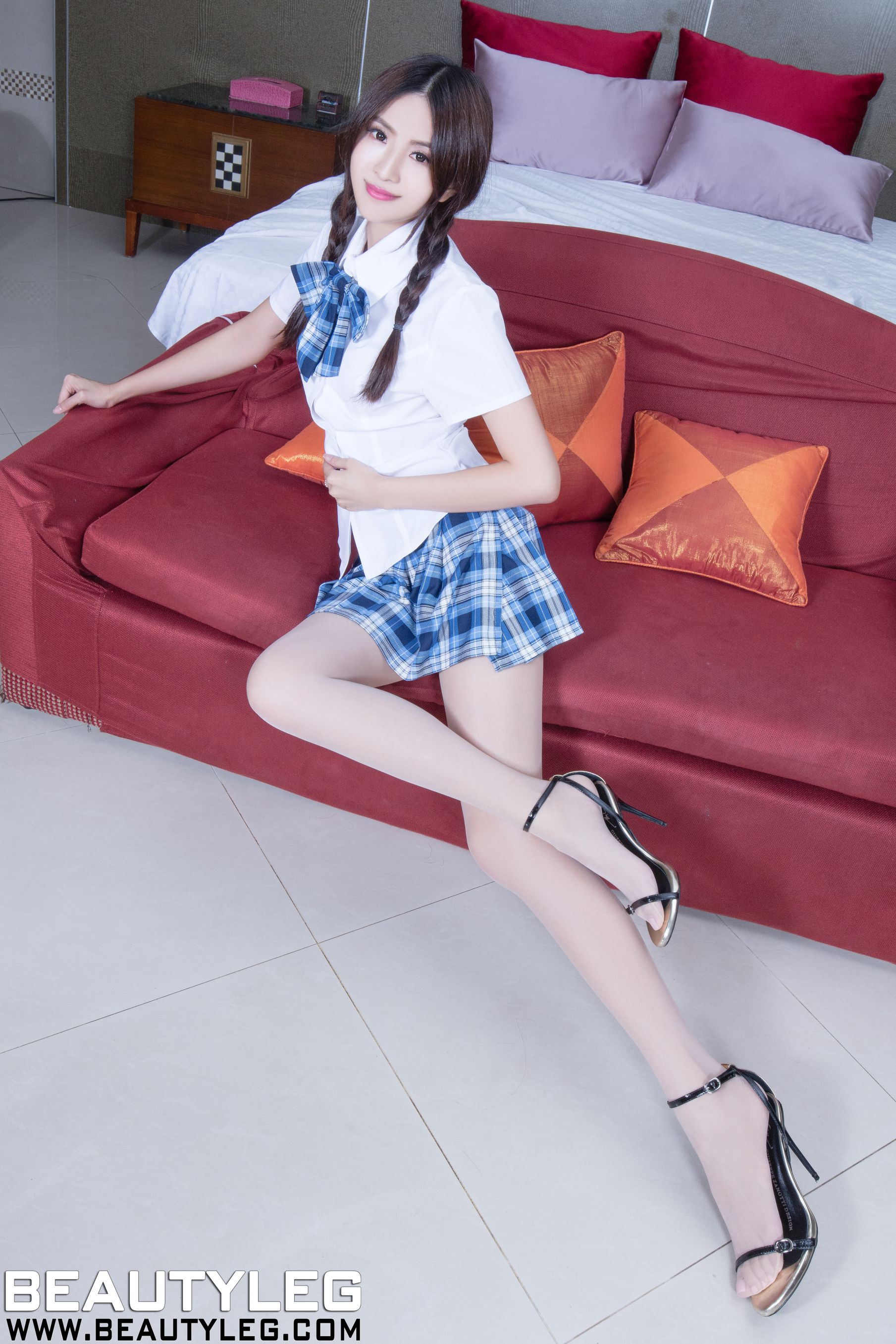 [Beautyleg] No.1404 晓育儿Vicni 美腿