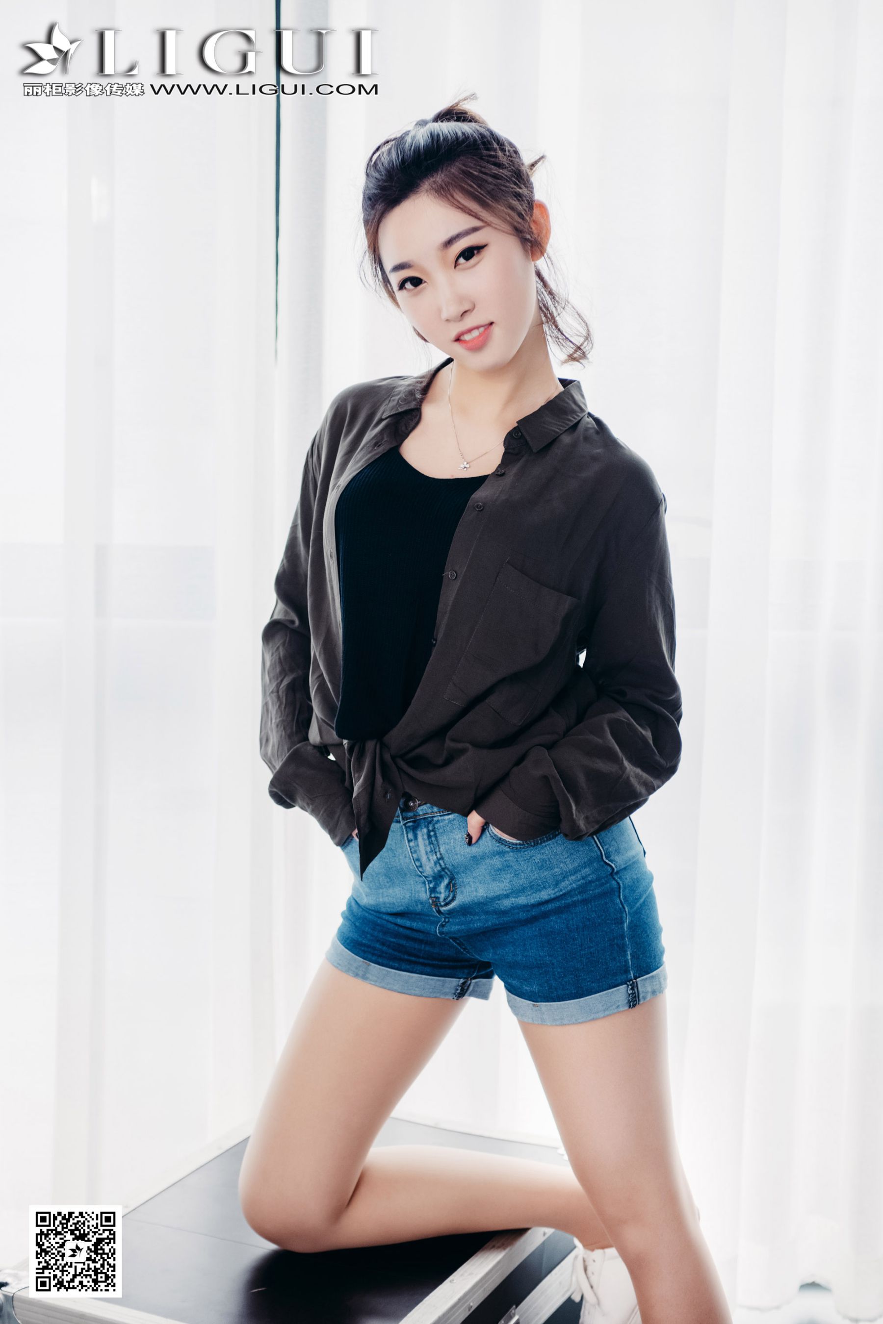 Model 筱筱《甜美热裤少女》 [丽柜]