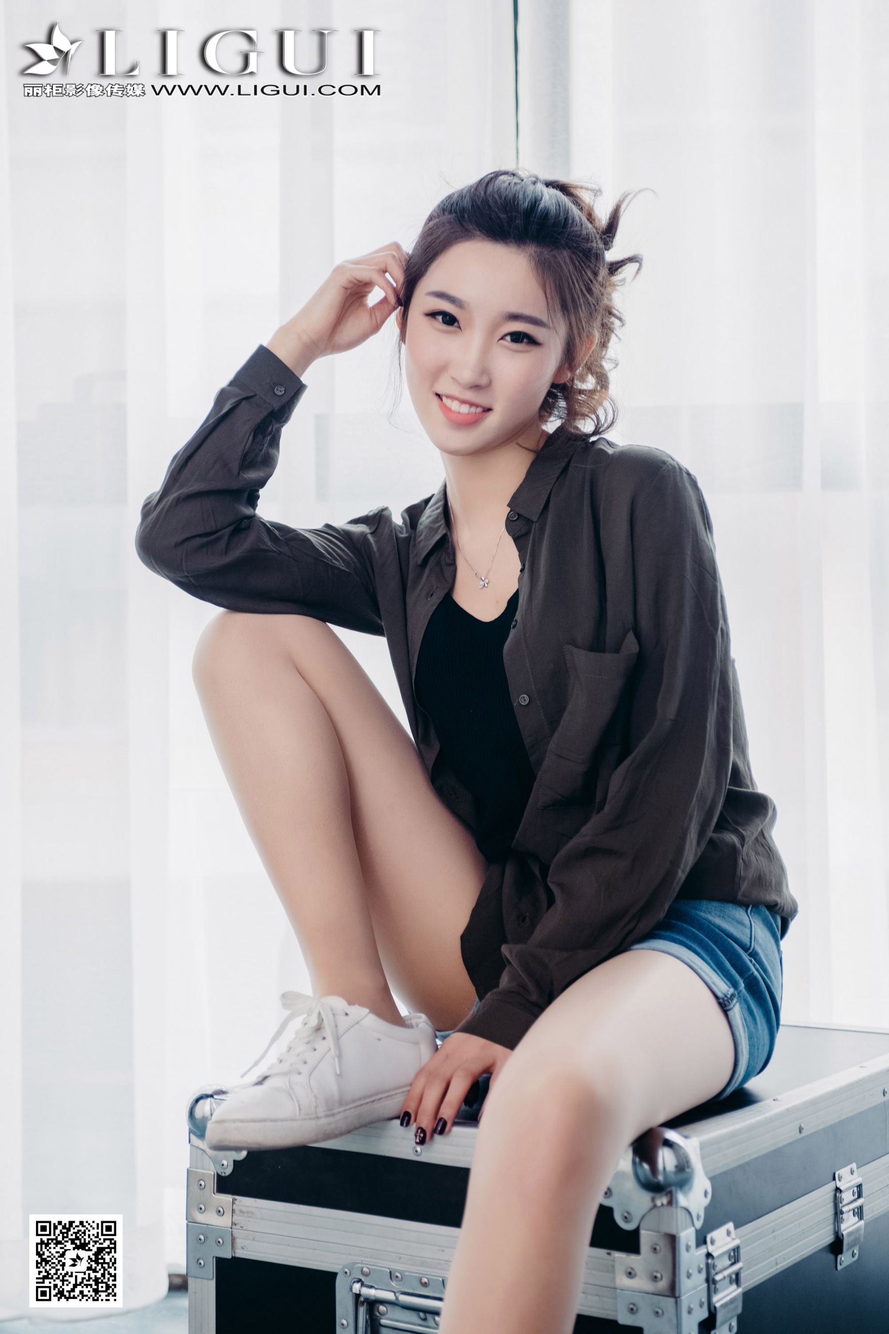 Model 筱筱《甜美热裤少女》 [丽柜]