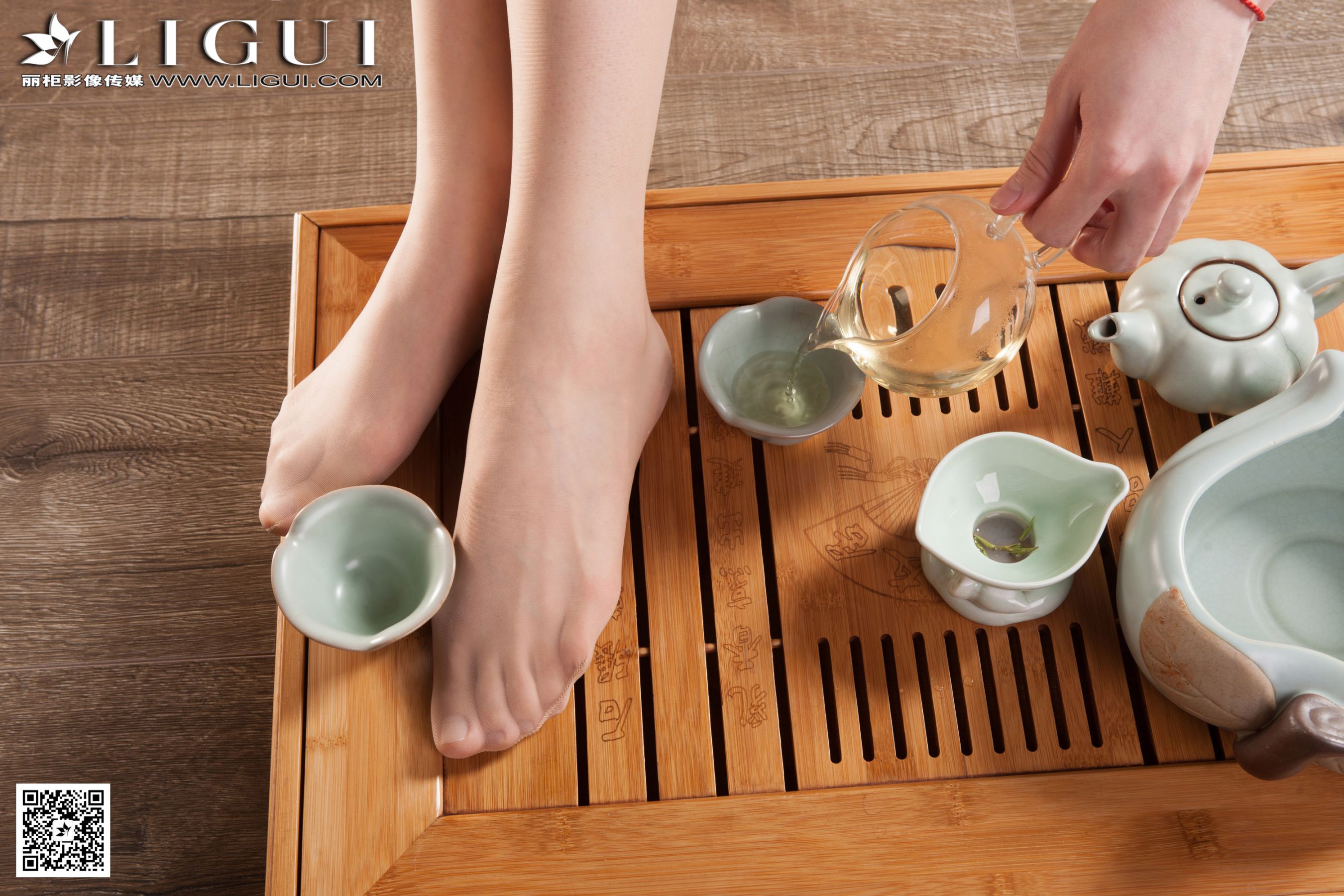 婷婷《旗袍茶道》 [丽柜] 美腿丝足