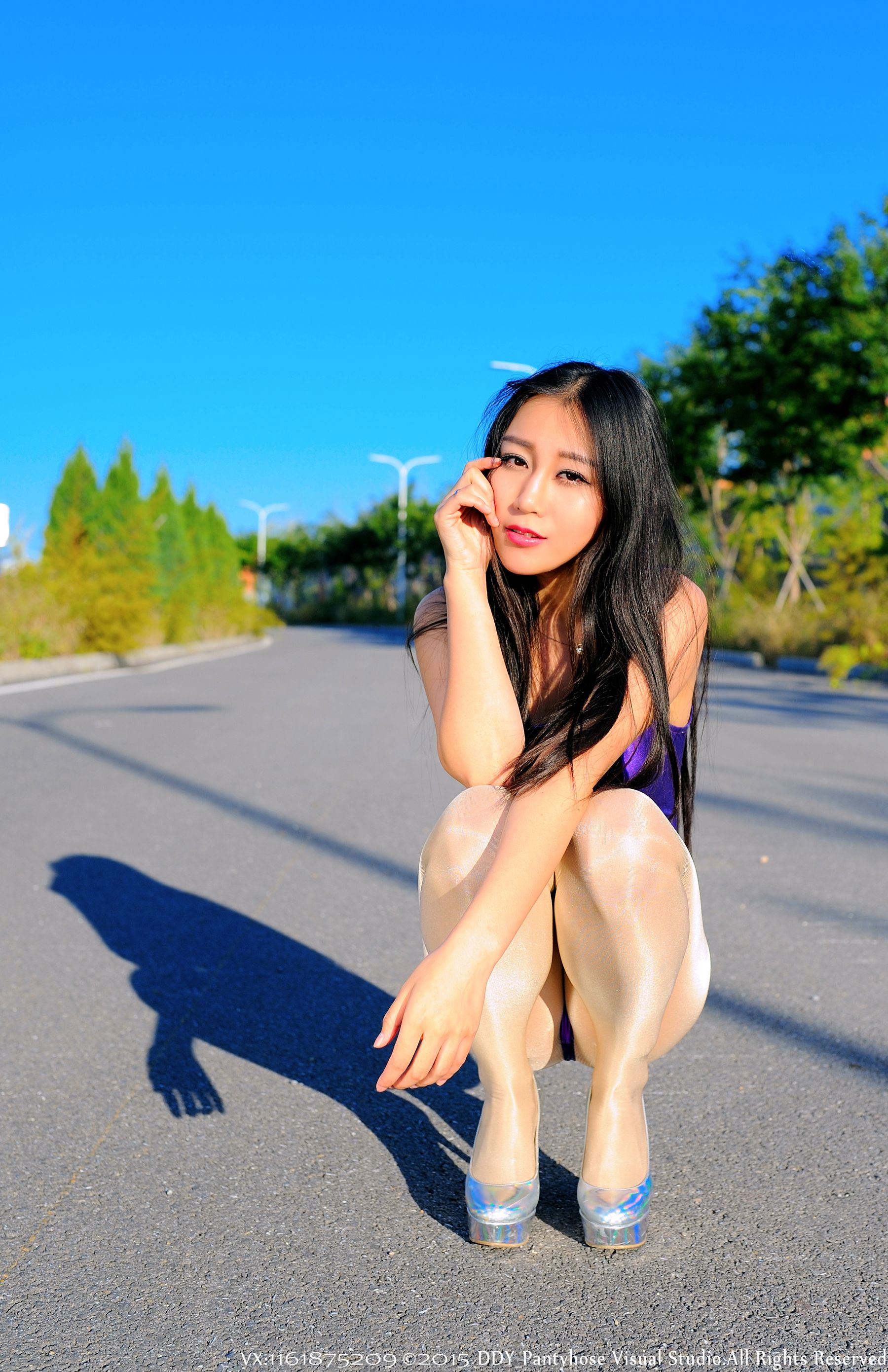 美昕&张茜茹《公路外拍》高叉舍宾亮丝 [DDY Pantyhose] NO.009