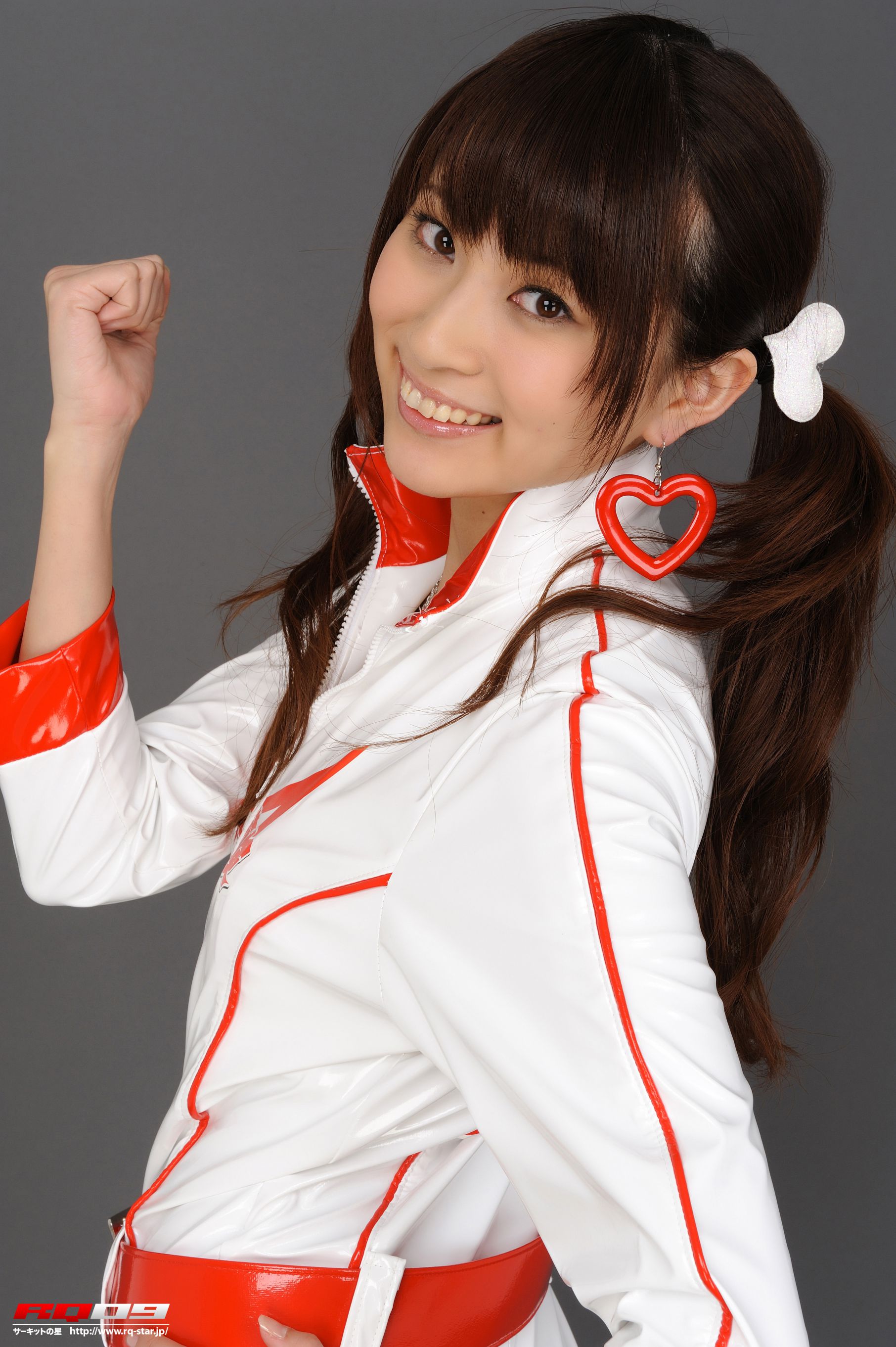 [RQ-STAR] NO.00149 林杏菜 Race Queen – Team Mach 写真集