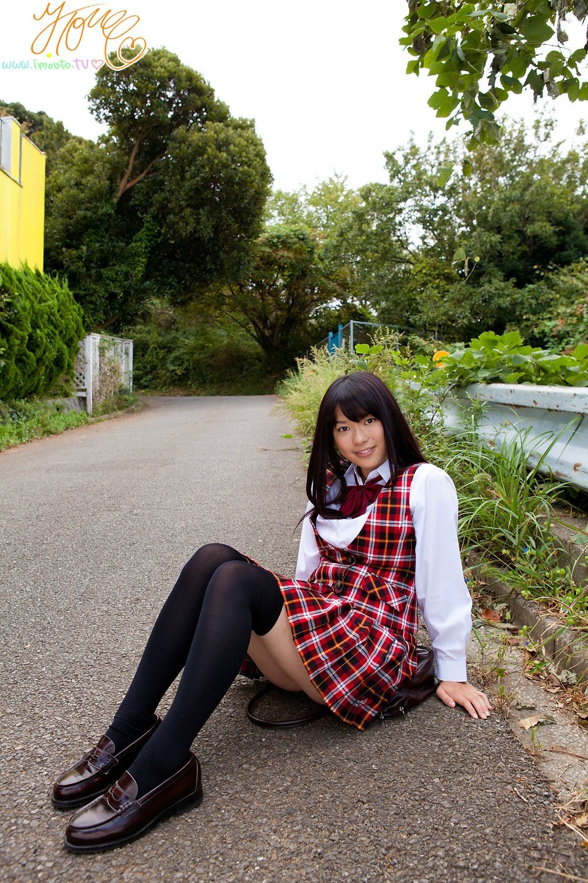山中知惠 ~ kneehigh3 yamanaka [Imouto.tv]