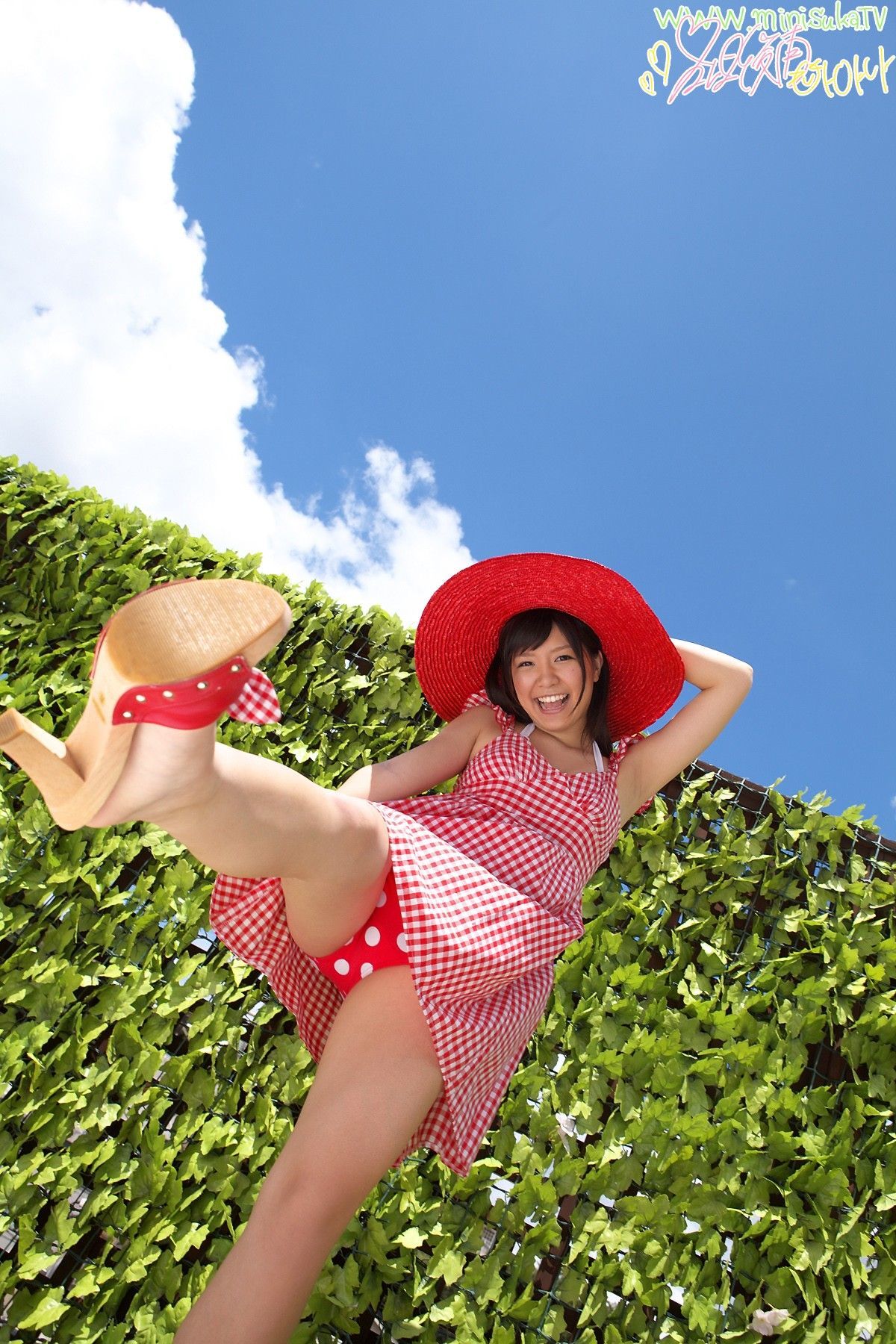 谷垣綾南 Ayana Tanigaki 现役女子高生 [Minisuka.tv]