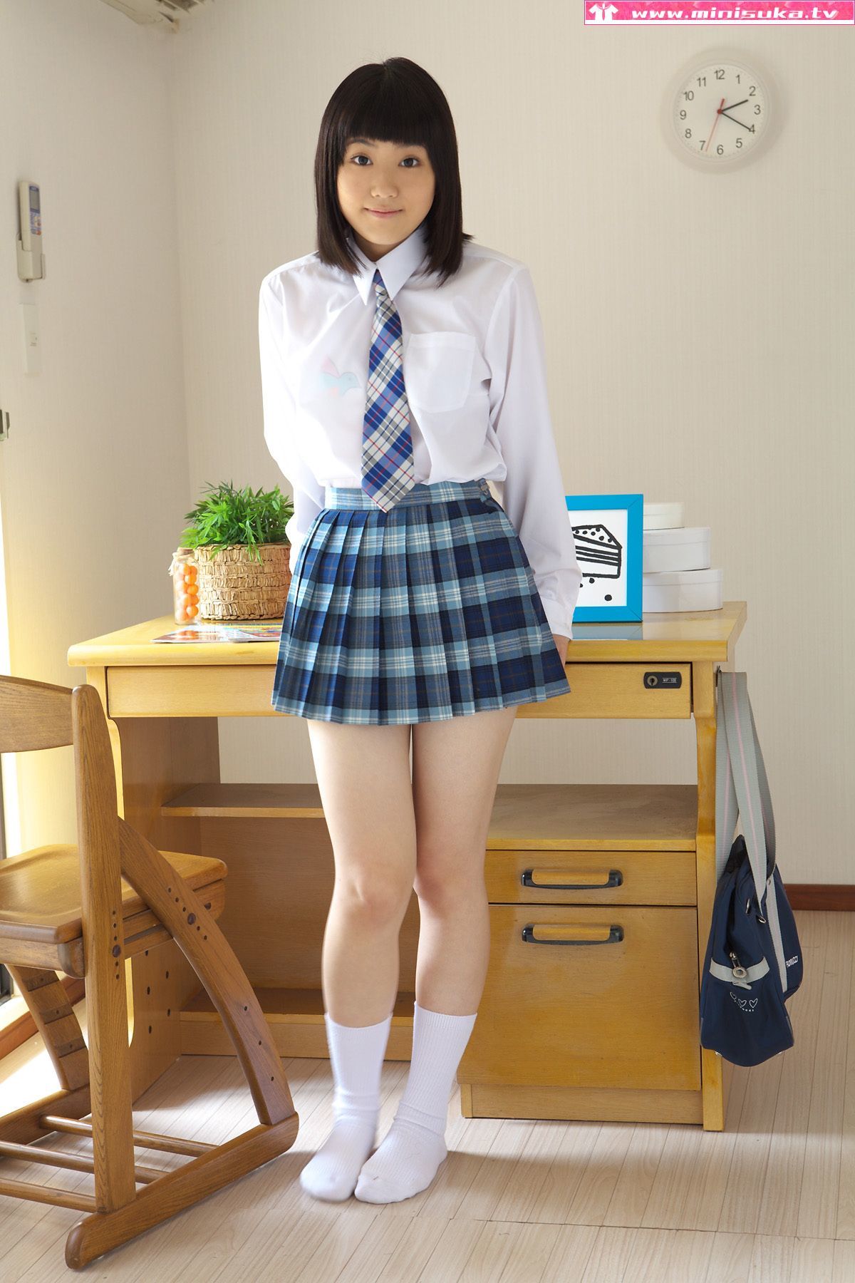 三崎鈴 现役女子高生 [Minisuka.tv] Special Gallery