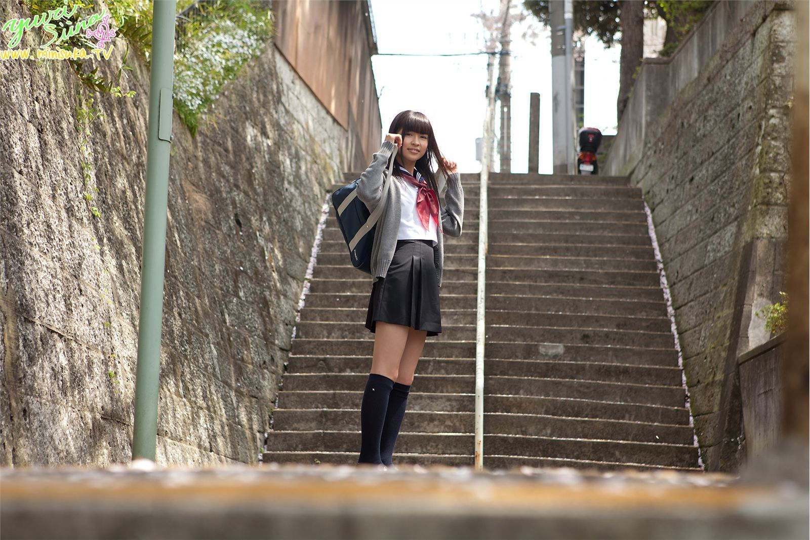 椎名遊莉 Yuuri Shiina 现役女子高生 [Minisuka.tv]