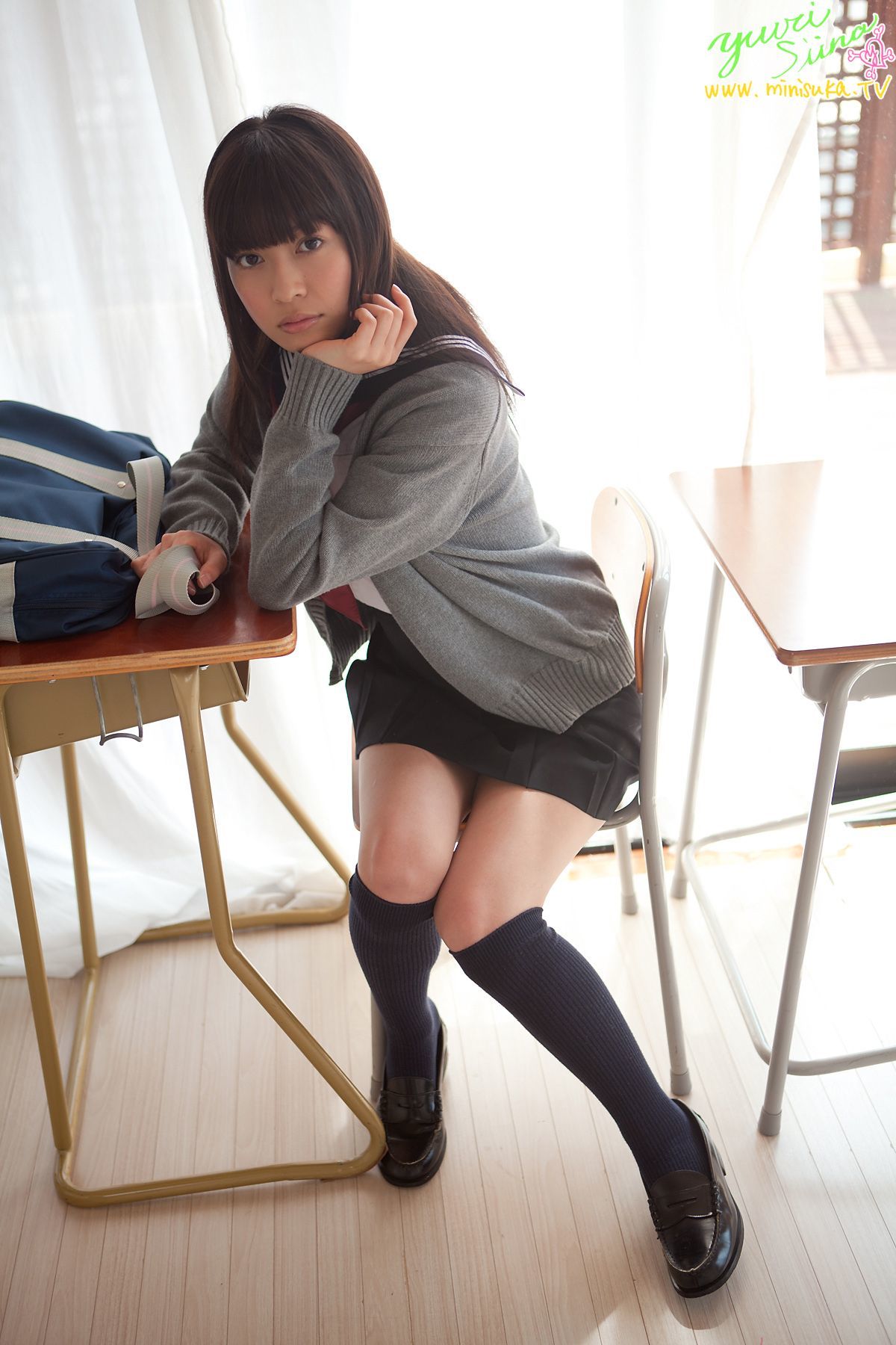 椎名遊莉 Yuuri Shiina 现役女子高生 [Minisuka.tv]