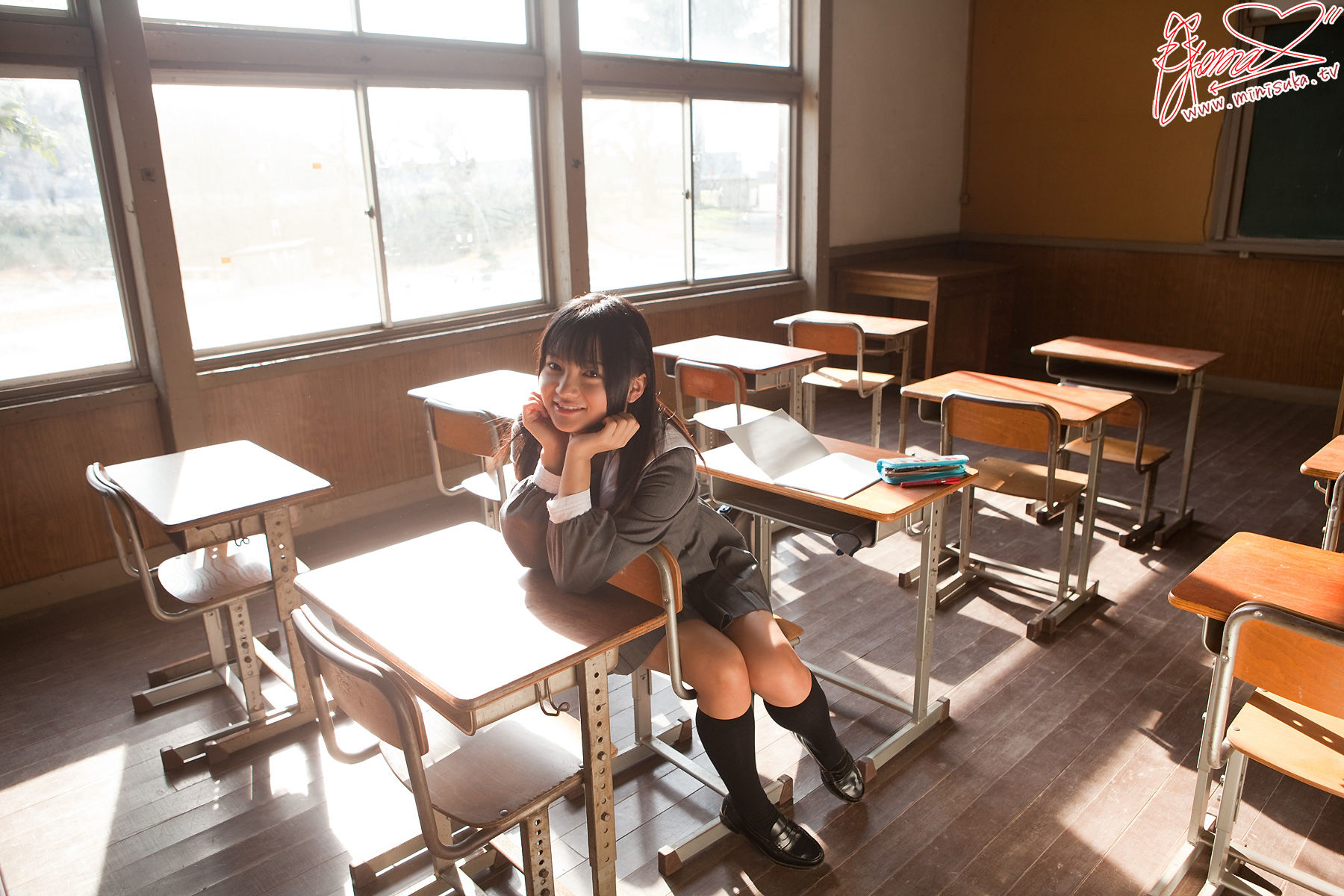 西永彩奈 Ayana Nishinaga 第一部 [Minisuka.tv]
