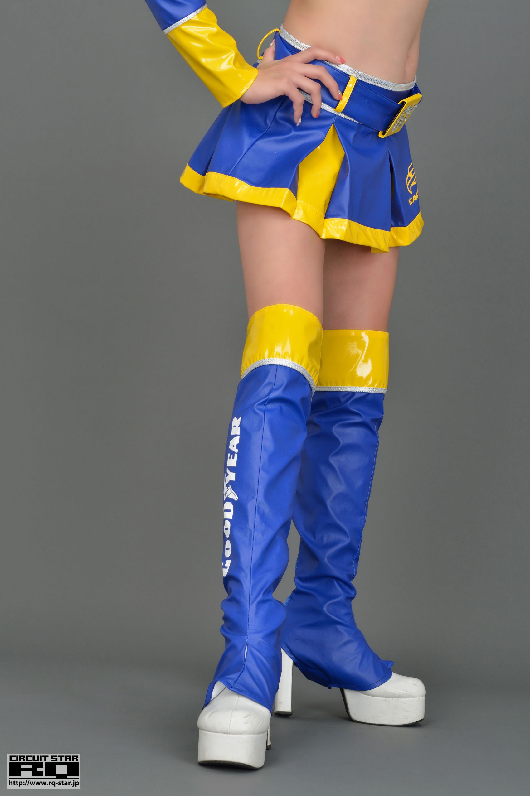 [RQ-STAR] NO.00704 葵ゆりか Race Queen 赛车女郎 写真集