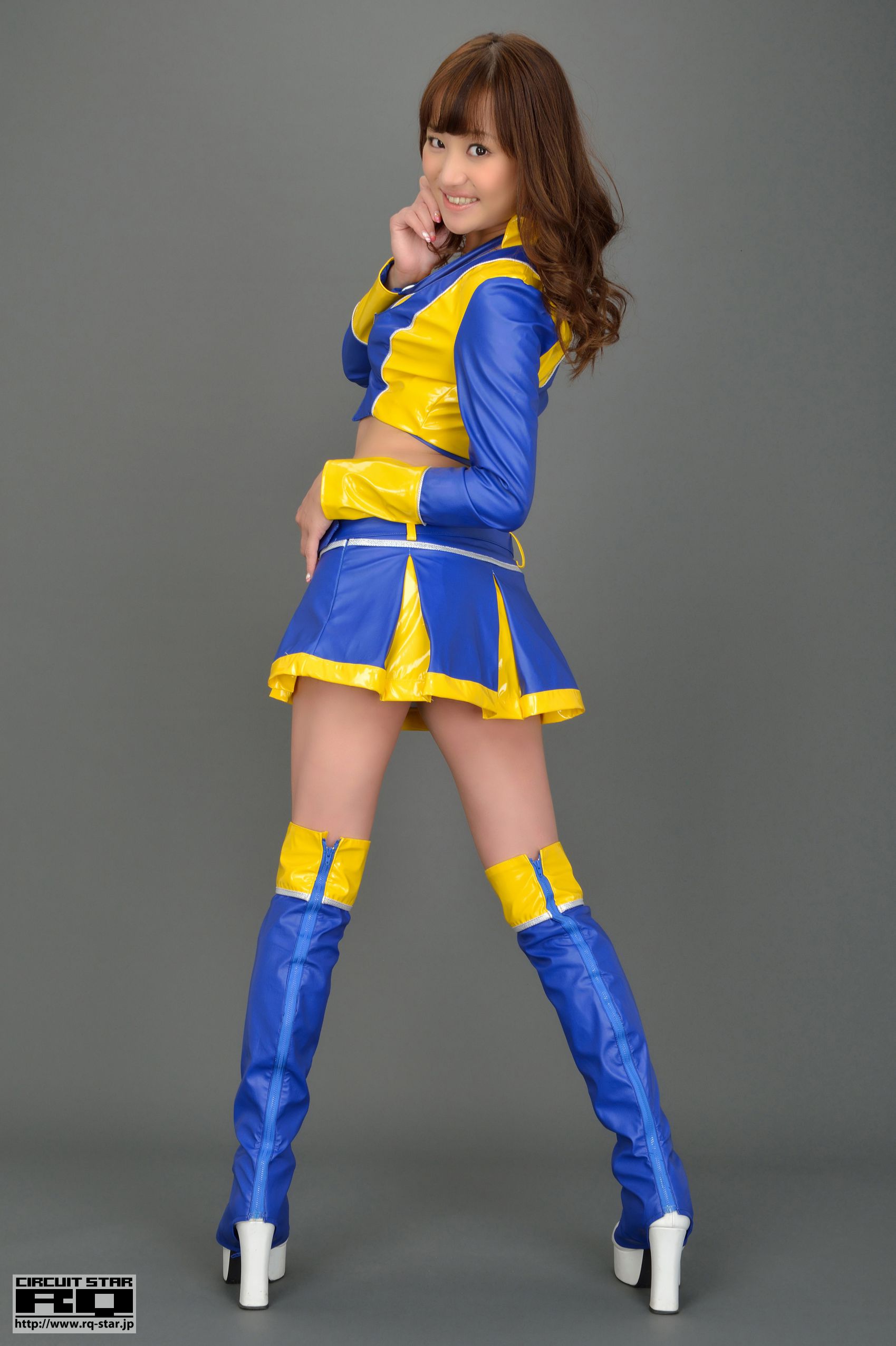 [RQ-STAR] NO.00704 葵ゆりか Race Queen 赛车女郎 写真集
