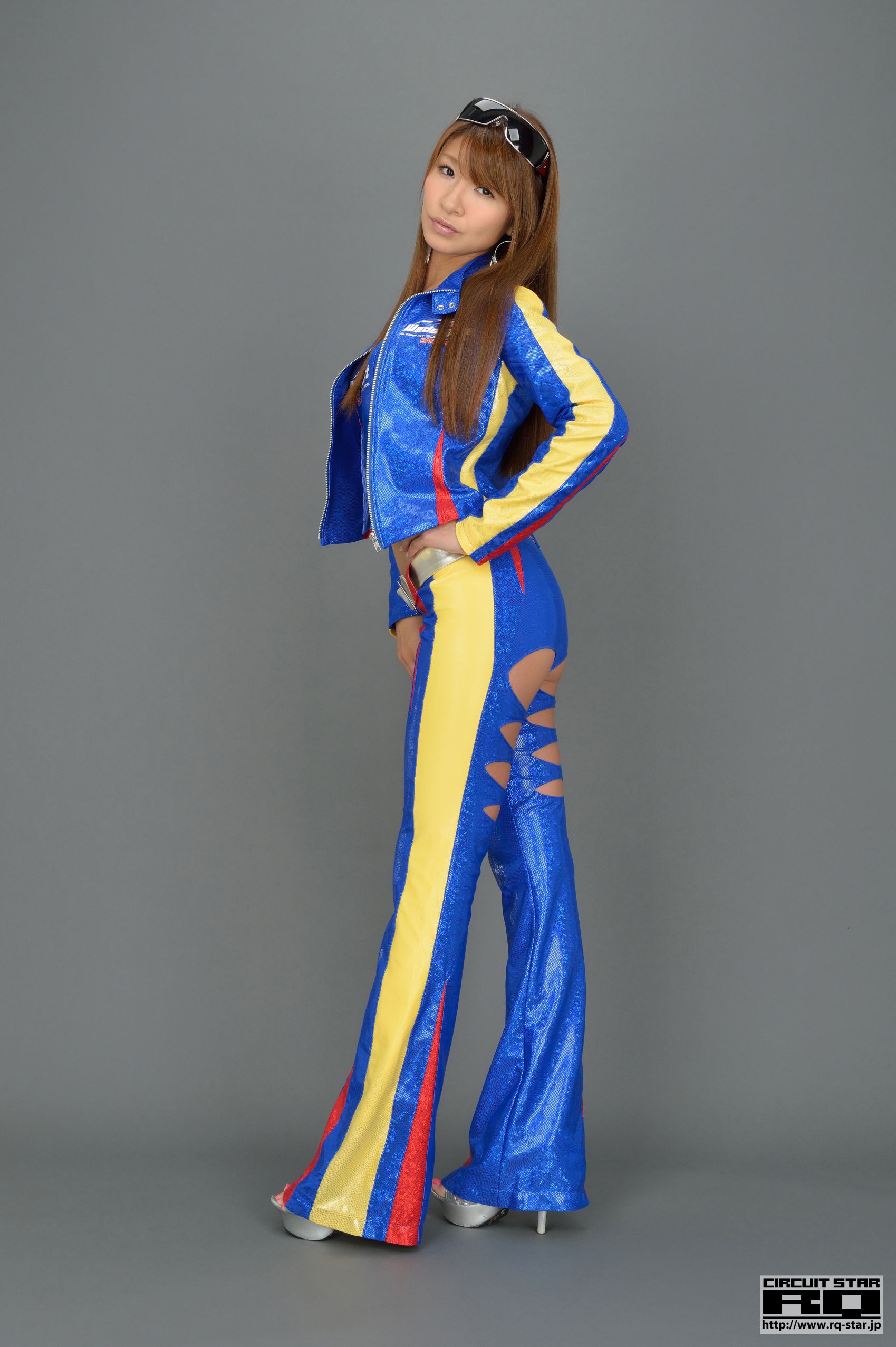 [RQ-STAR] NO.00710 葉月みなみ Race Queen 赛车女郎 写真集