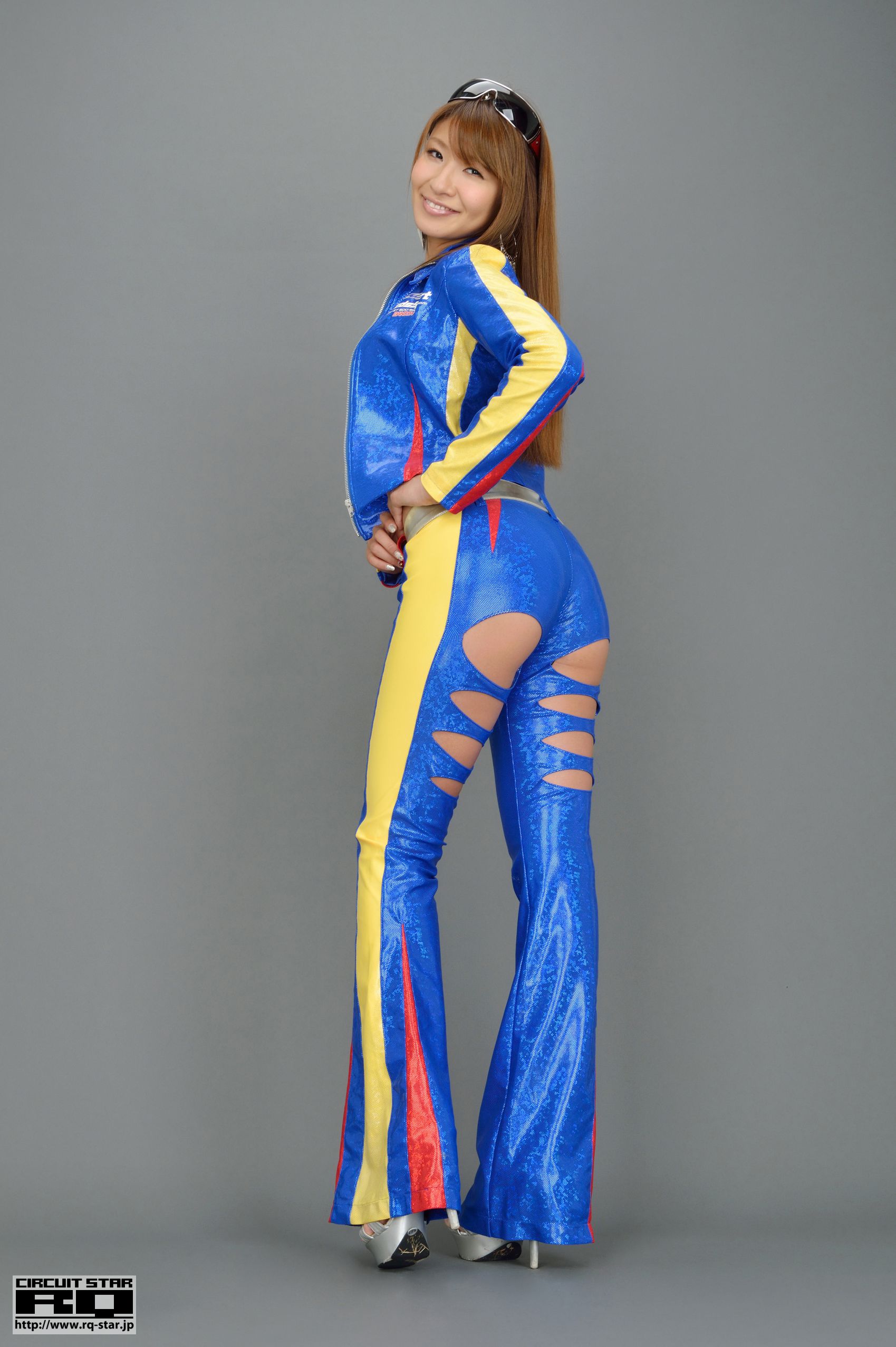 [RQ-STAR] NO.00710 葉月みなみ Race Queen 赛车女郎 写真集