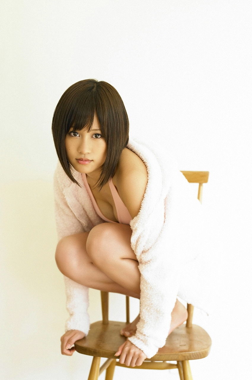 前田敦子《前田敦子ヤングジャンプ_ソロ初登場》 [VYJ] No.104