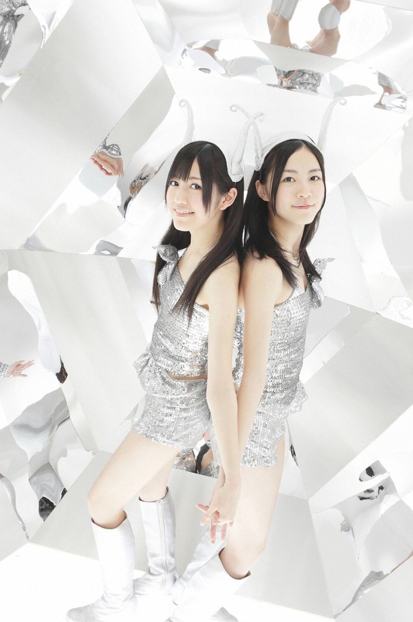 AKB48《WORLD GIRLS》 [VYJ]