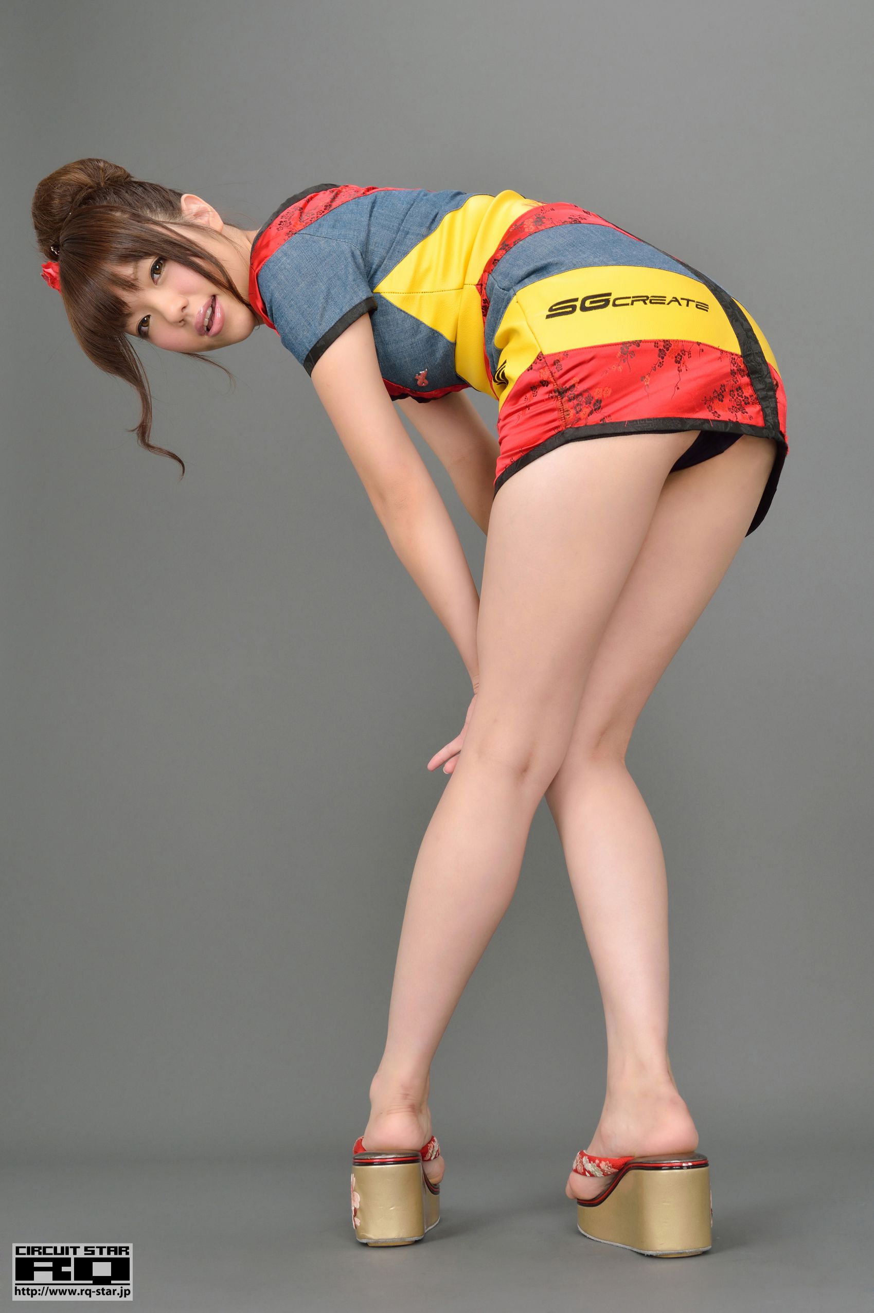 [RQ-STAR] NO.00725 Natsuki Higurashi 日暮なつき Race Queen 写真集
