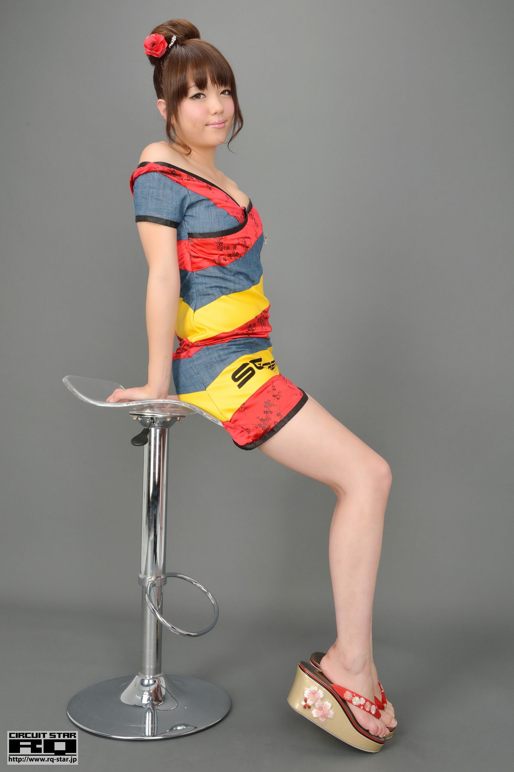 [RQ-STAR] NO.00725 Natsuki Higurashi 日暮なつき Race Queen 写真集