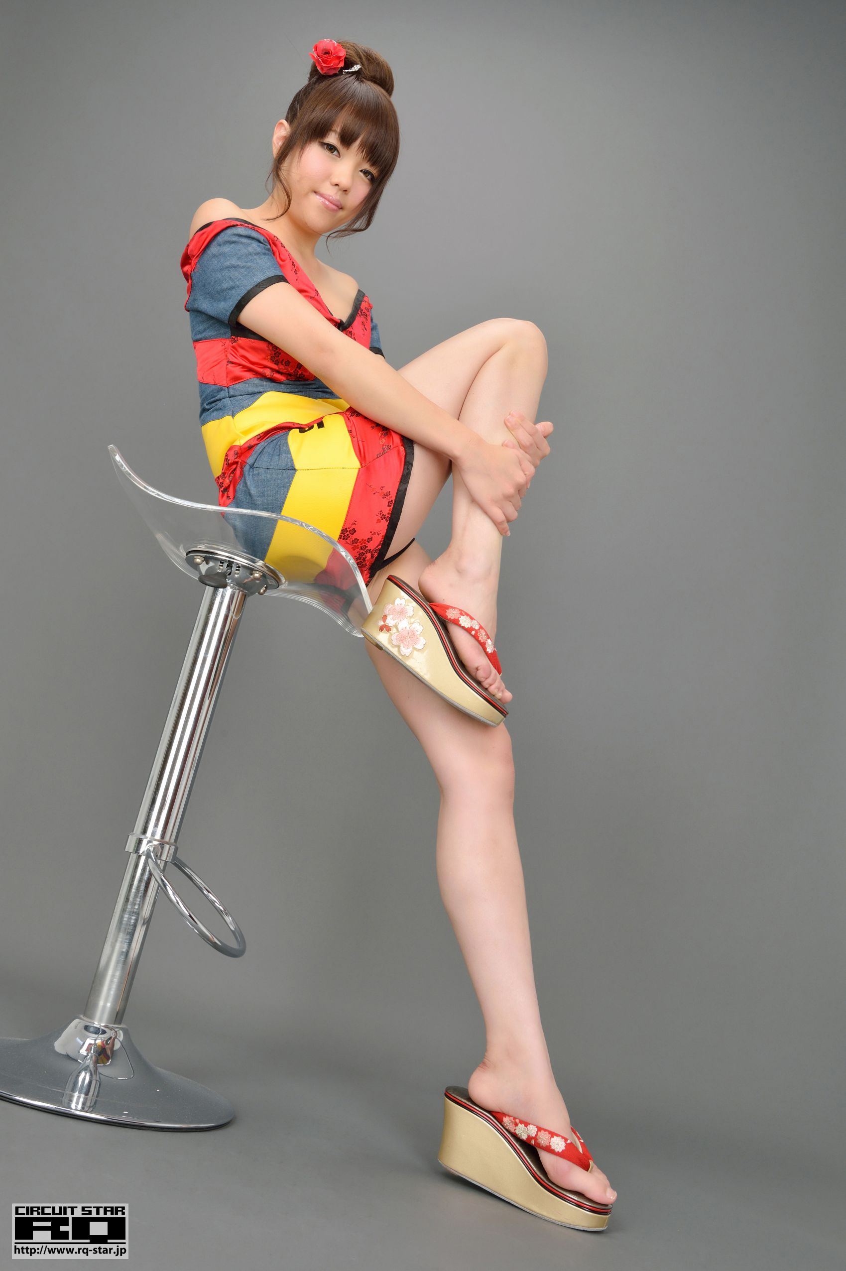 [RQ-STAR] NO.00725 Natsuki Higurashi 日暮なつき Race Queen 写真集