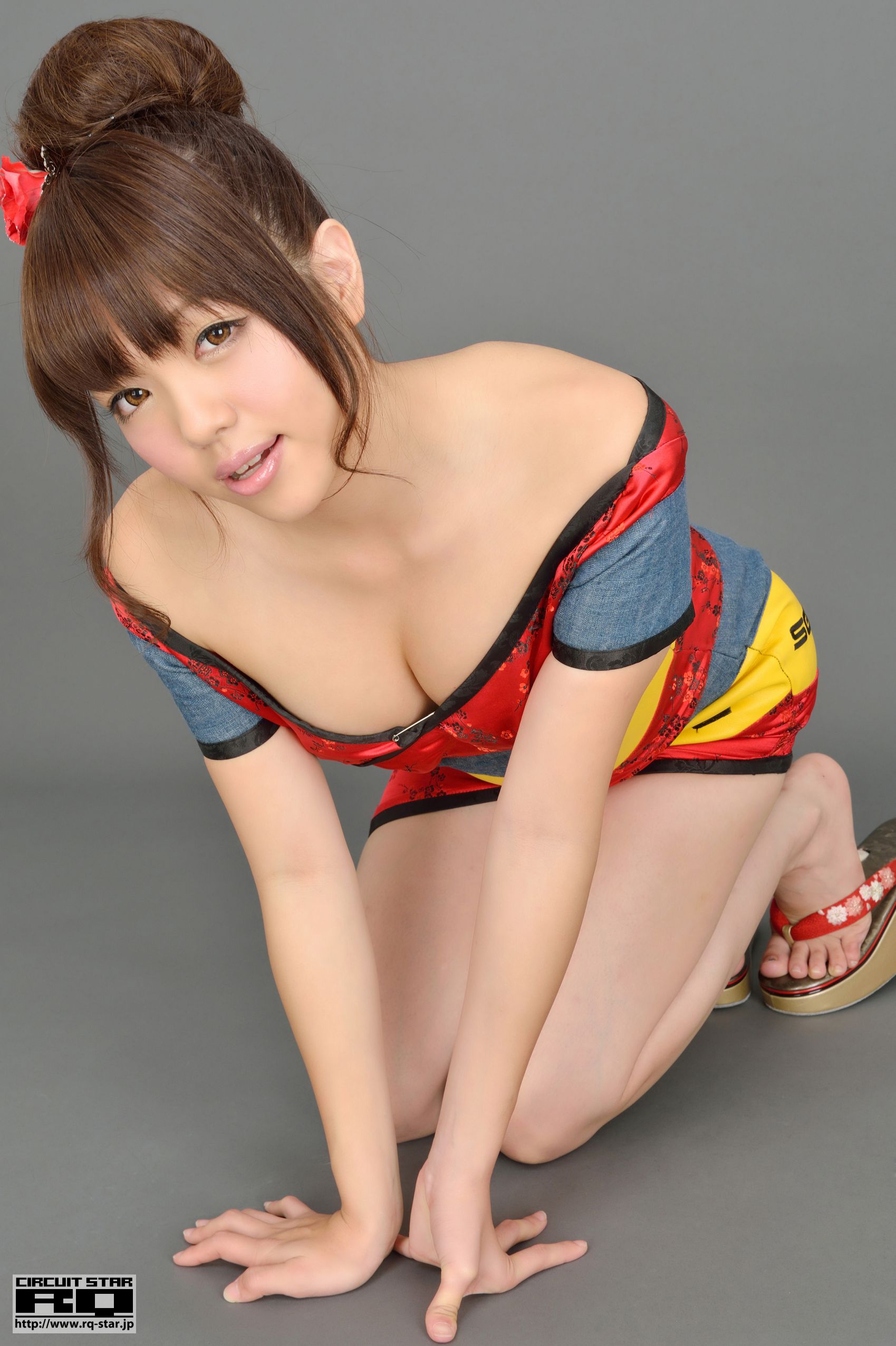 [RQ-STAR] NO.00725 Natsuki Higurashi 日暮なつき Race Queen 写真集