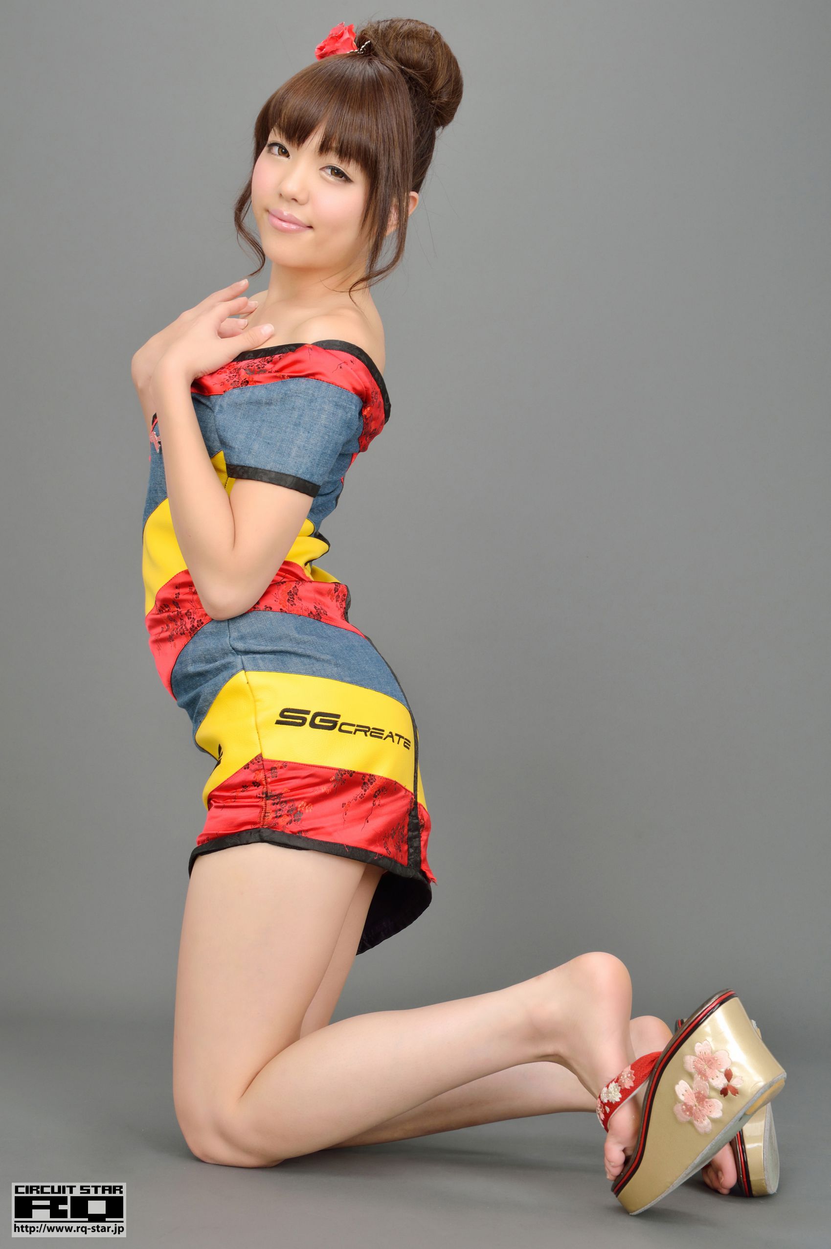 [RQ-STAR] NO.00725 Natsuki Higurashi 日暮なつき Race Queen 写真集