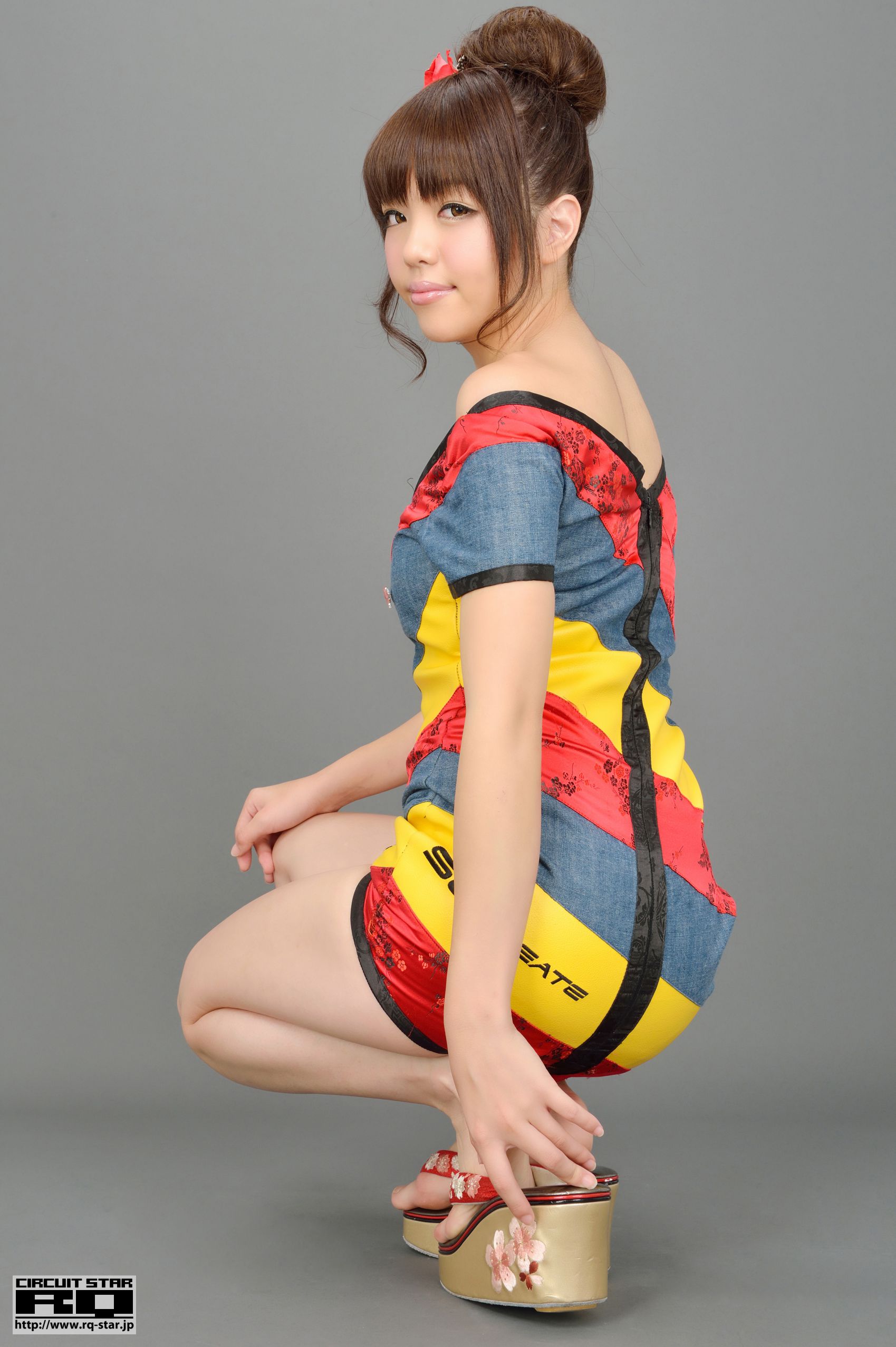 [RQ-STAR] NO.00725 Natsuki Higurashi 日暮なつき Race Queen 写真集