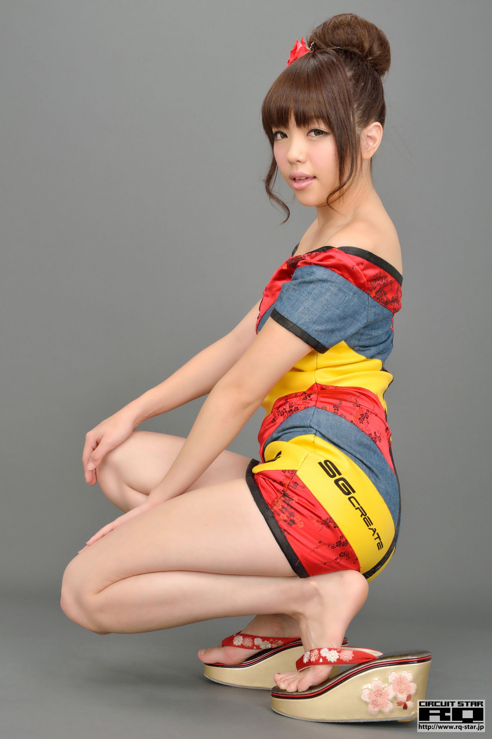 [RQ-STAR] NO.00725 Natsuki Higurashi 日暮なつき Race Queen 写真集