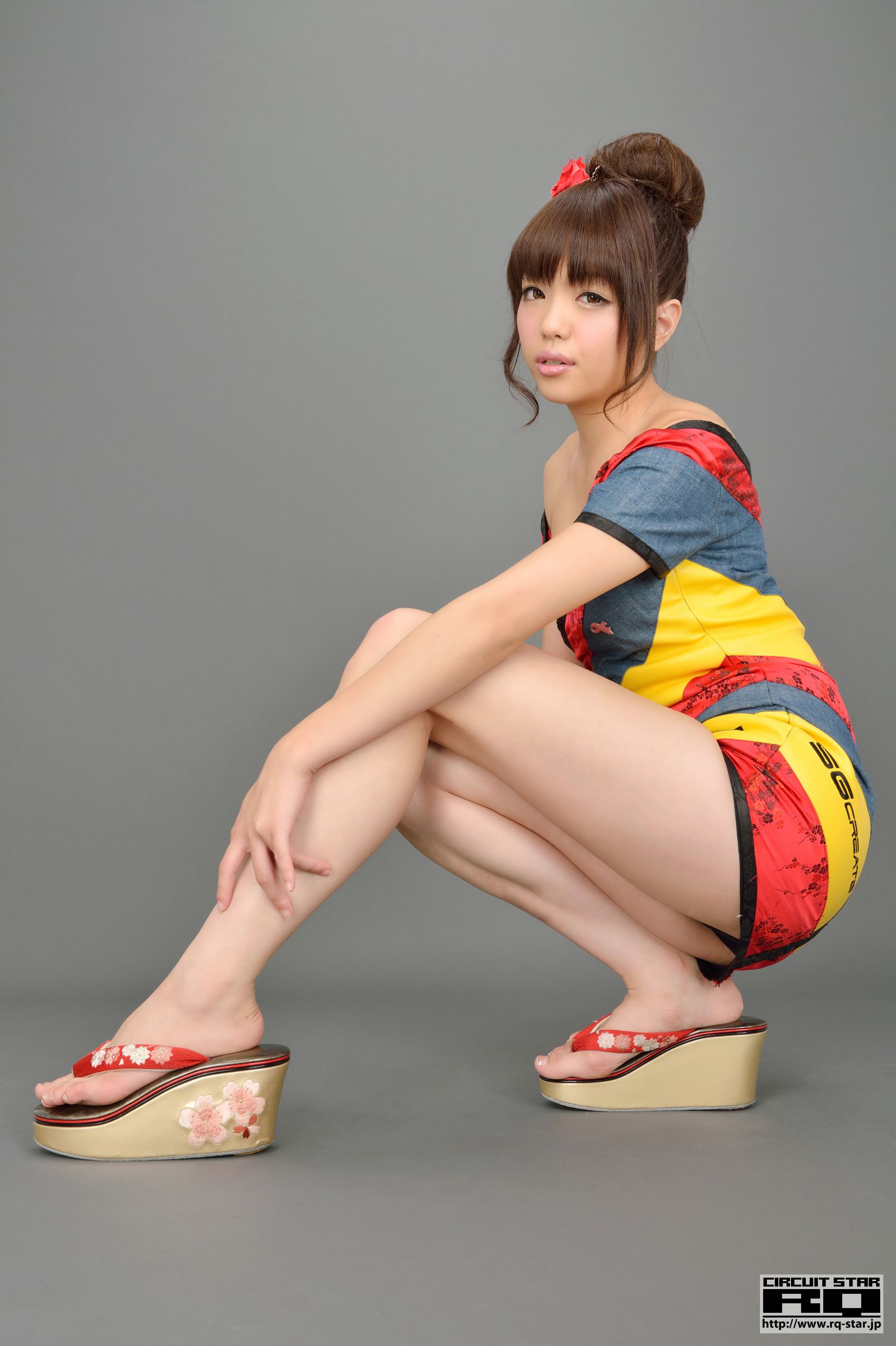 [RQ-STAR] NO.00725 Natsuki Higurashi 日暮なつき Race Queen 写真集