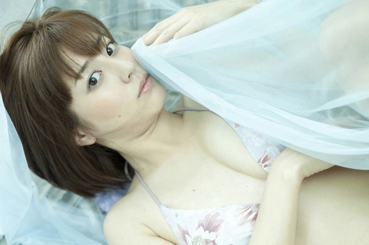 杉本有美《息をのむほど美しい》 [WPB-net] No.147