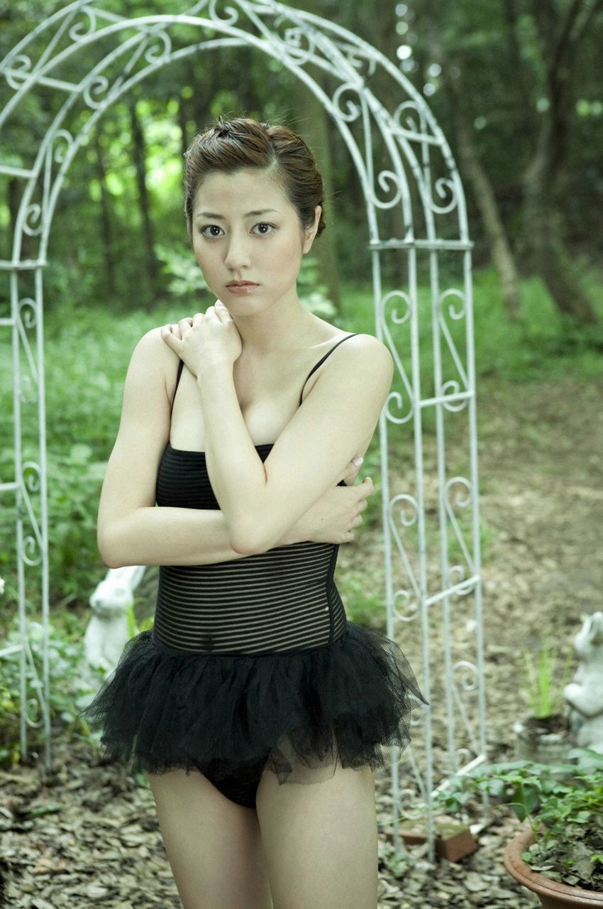杉本有美《息をのむほど美しい》 [WPB-net] No.147