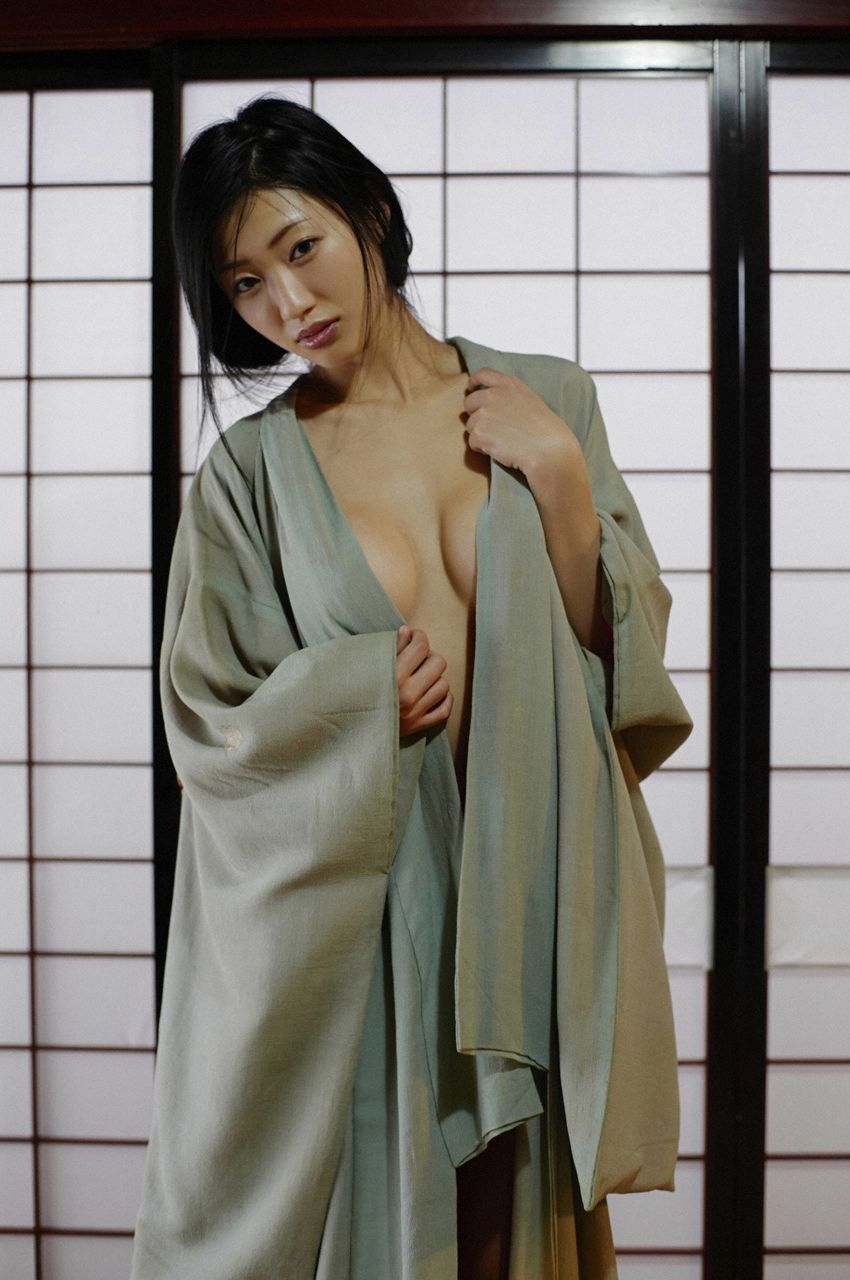 壇蜜《「蜜の湯」帰郷》 [WPB-net] No.155