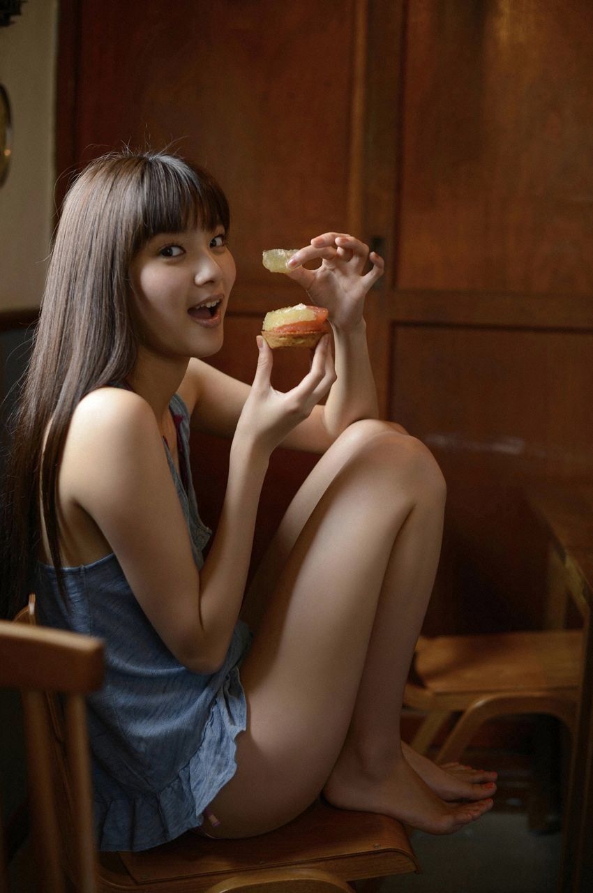 新川優愛《美しすぎる彼女に一目惚れ》 [WPB-net] No.157
