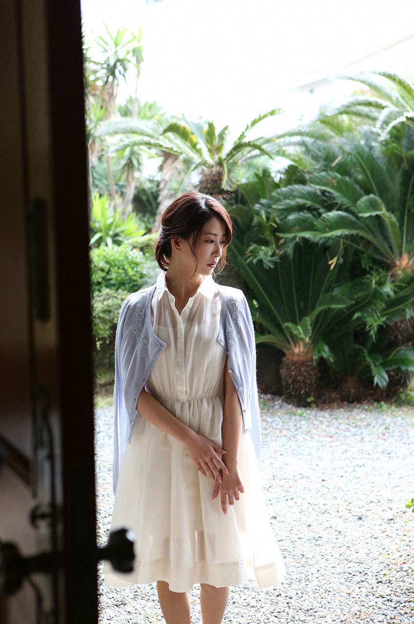 神室舞衣《清楚妻の仮面の下》 [WPB-net] No.178