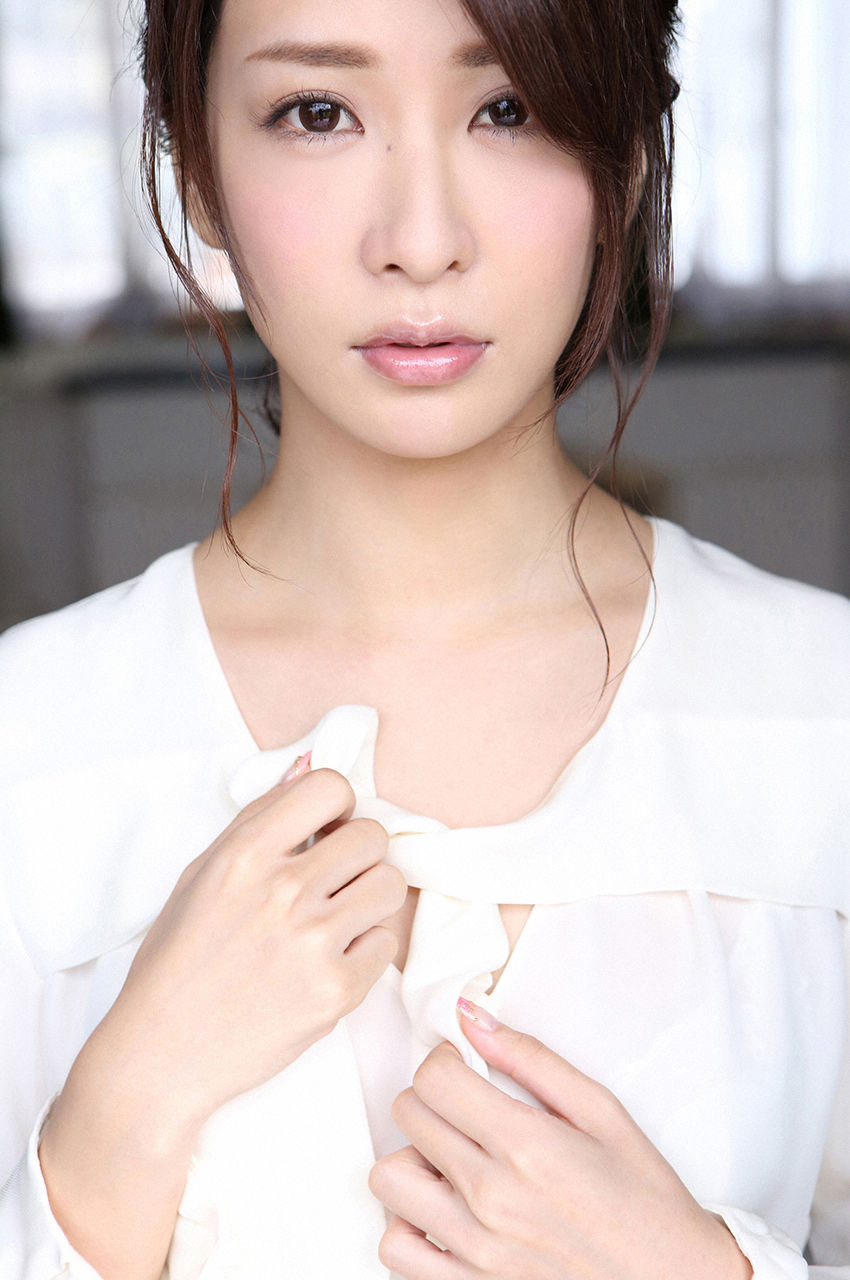 神室舞衣《清楚妻の仮面の下》 [WPB-net] No.178