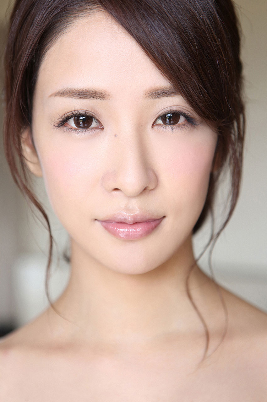 神室舞衣《清楚妻の仮面の下》 [WPB-net] No.178