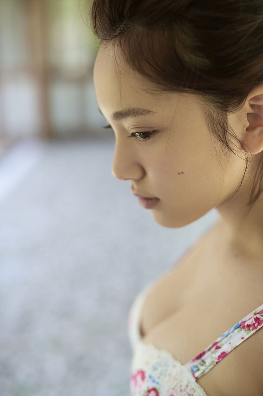 都丸紗也華《夏の扉をあけて》 [WPB-net] No.184