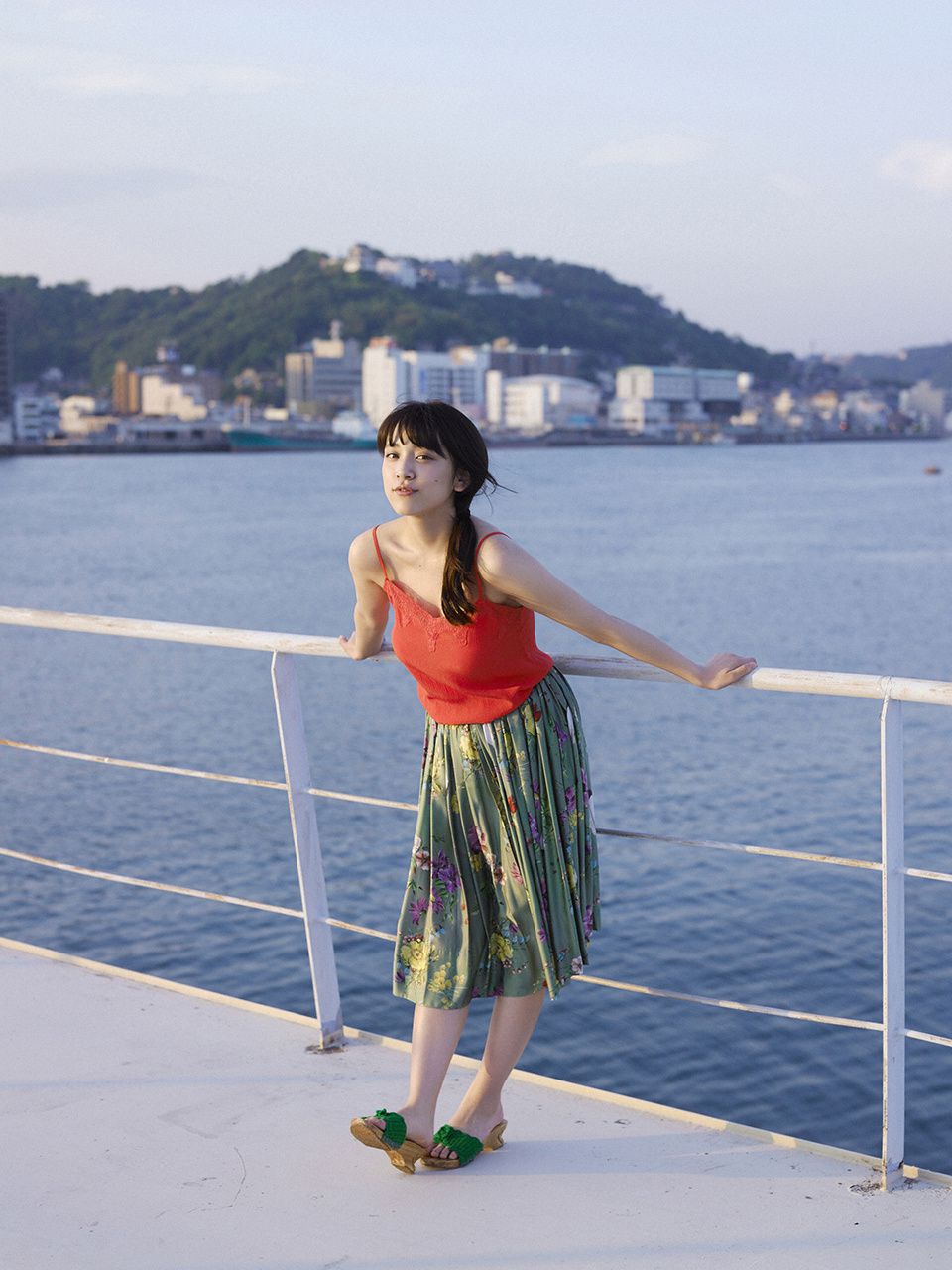 都丸紗也華《夏の扉をあけて》 [WPB-net] No.184